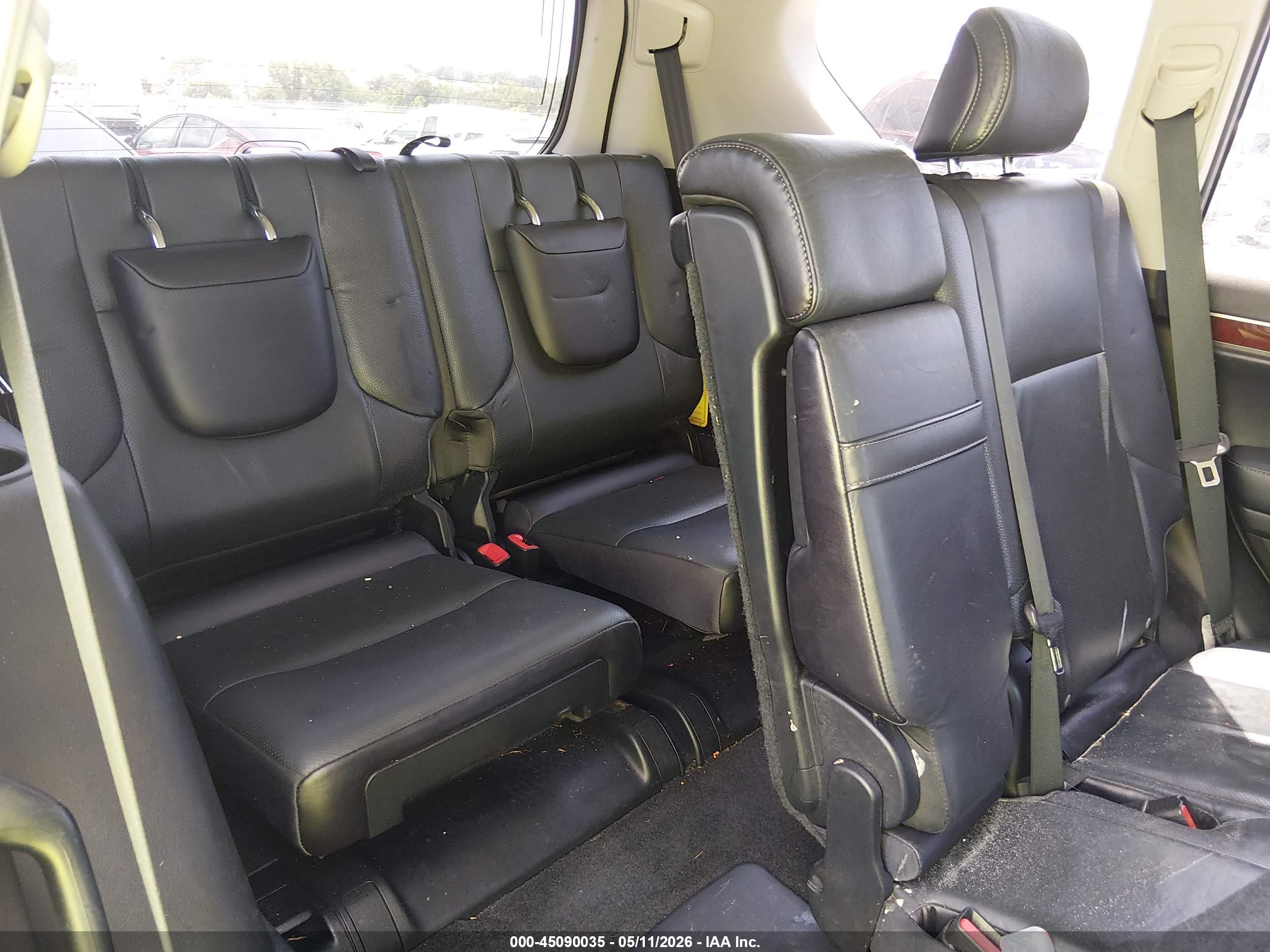 LEXUS GX image 8