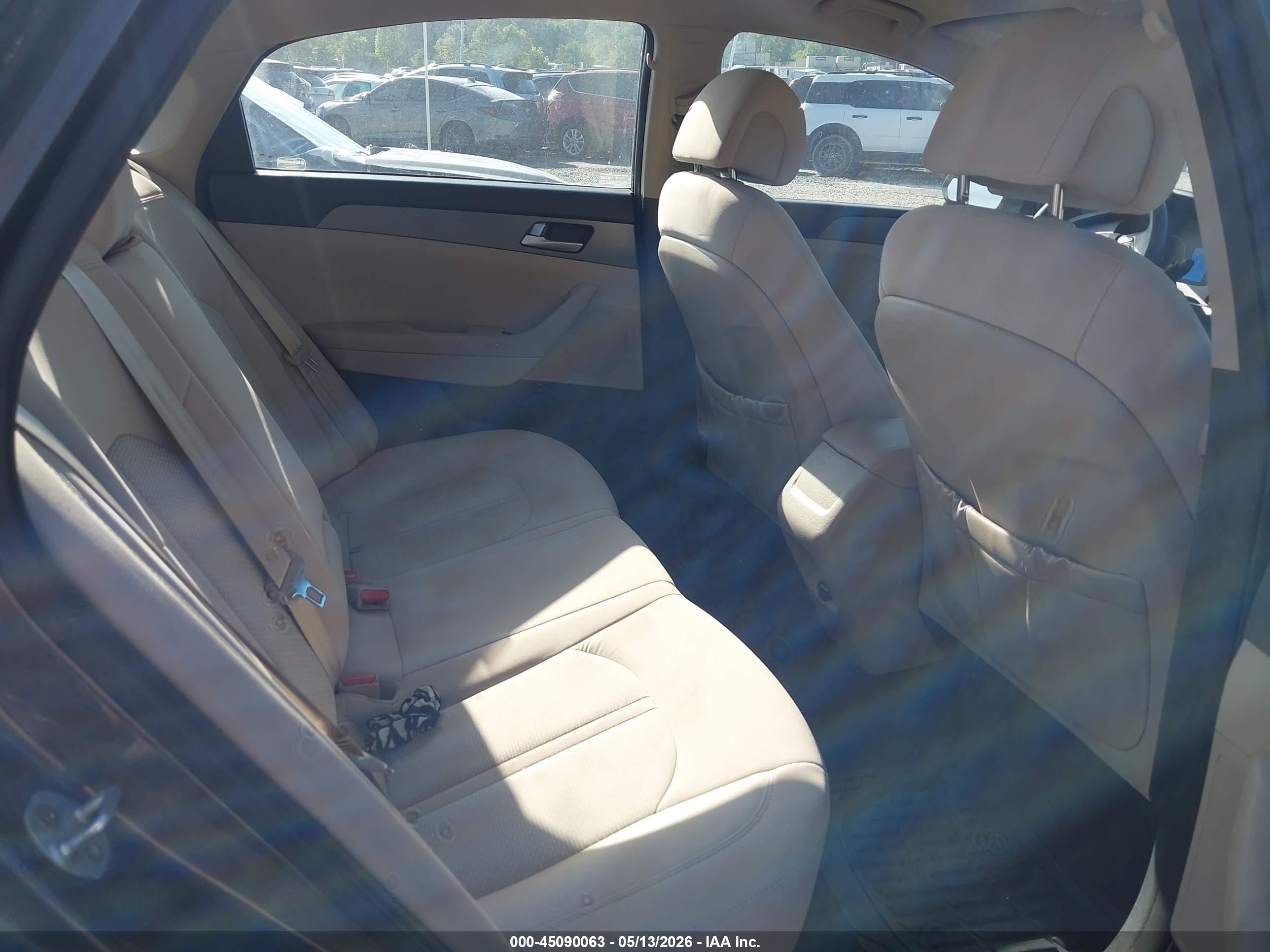 HYUNDAI SONATA image 8