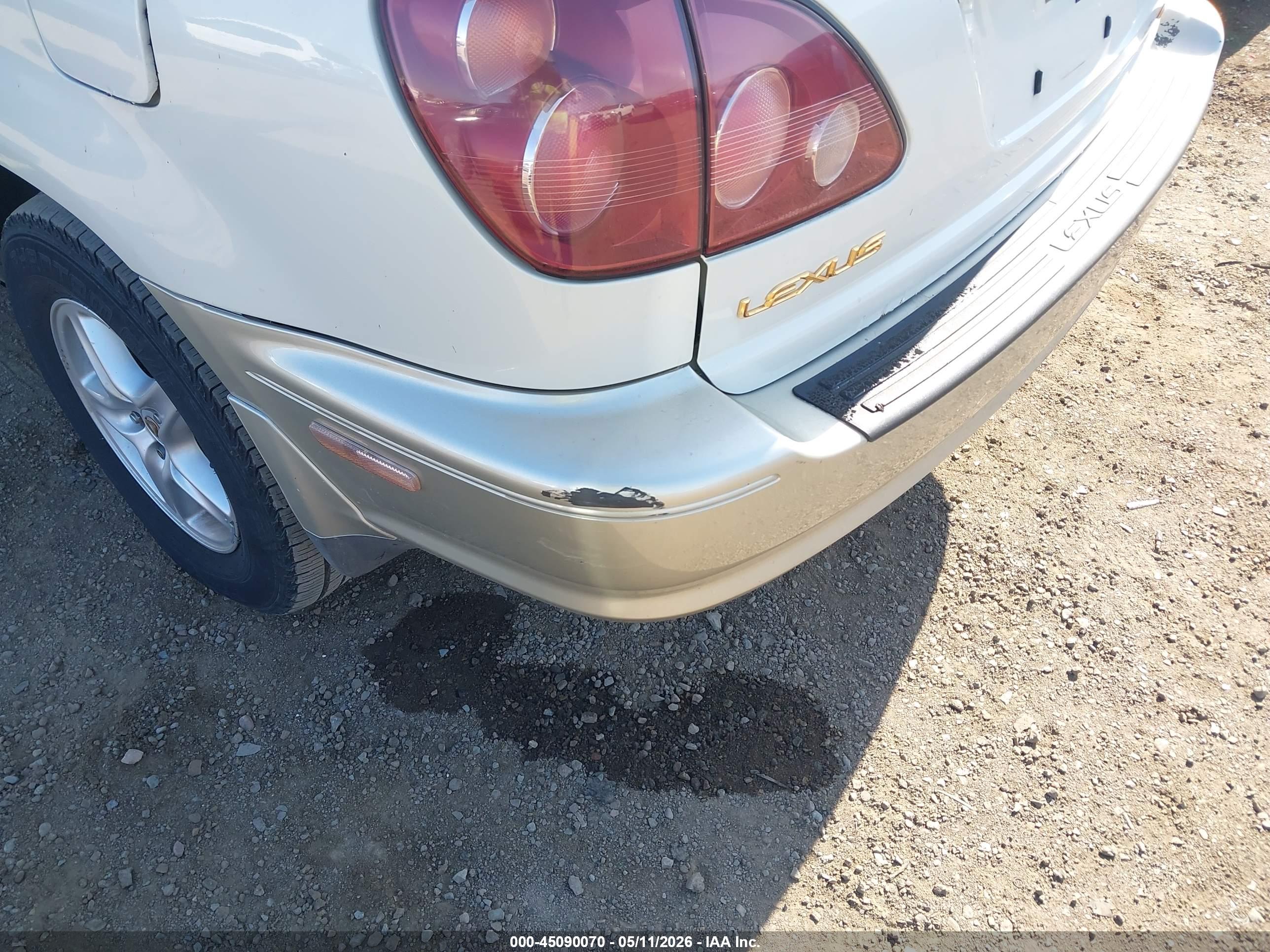 LEXUS RX image 6