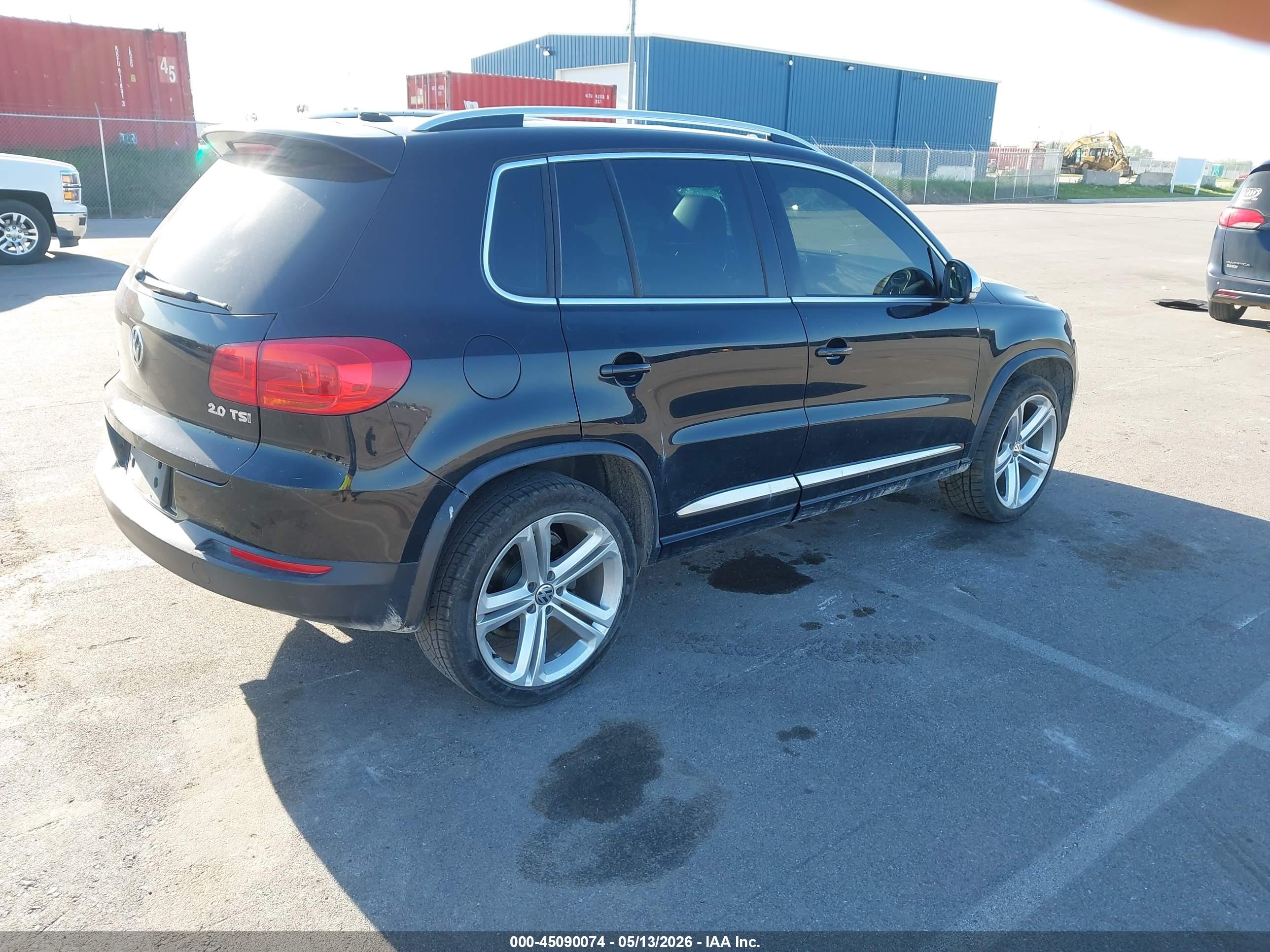 VOLKSWAGEN TIGUAN image 4