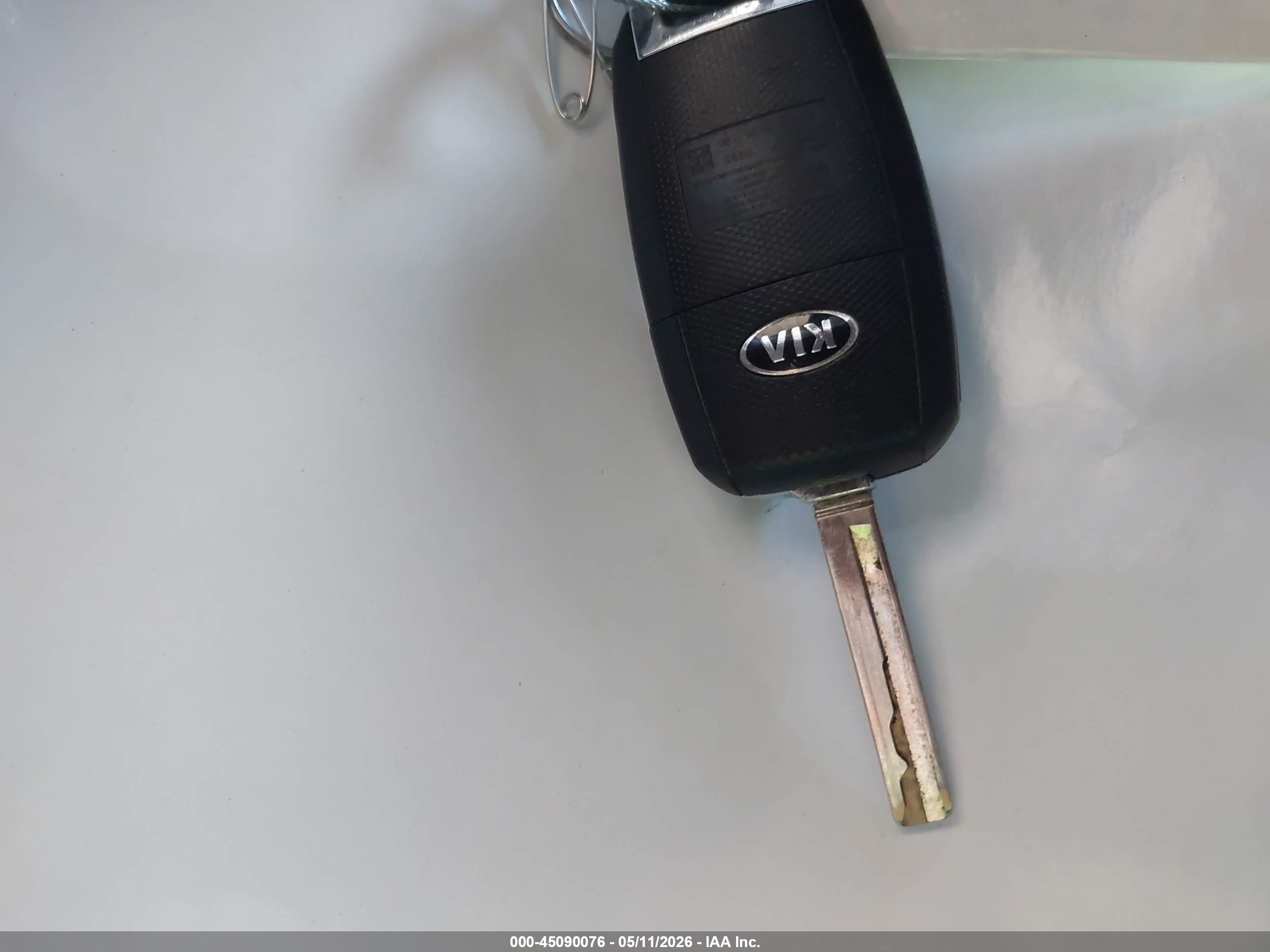 KIA SORENTO image 11