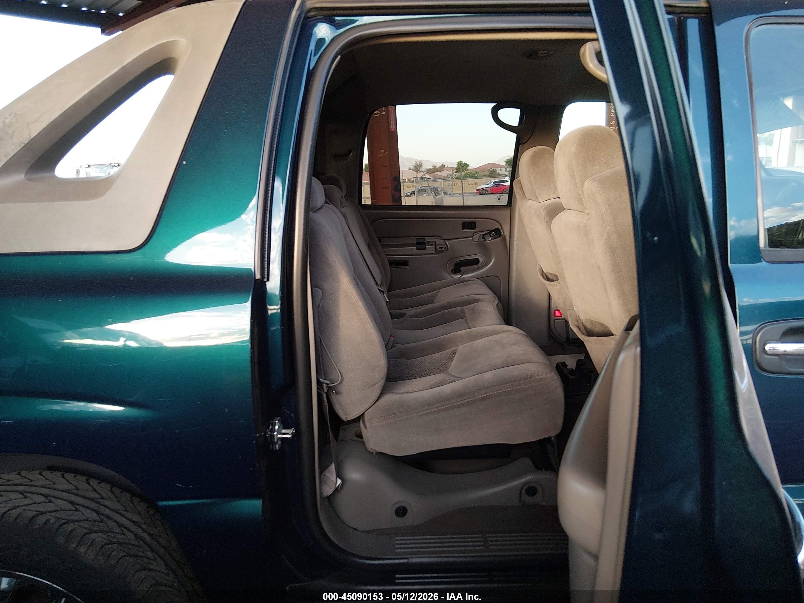 CHEVROLET AVALANCHE image 8