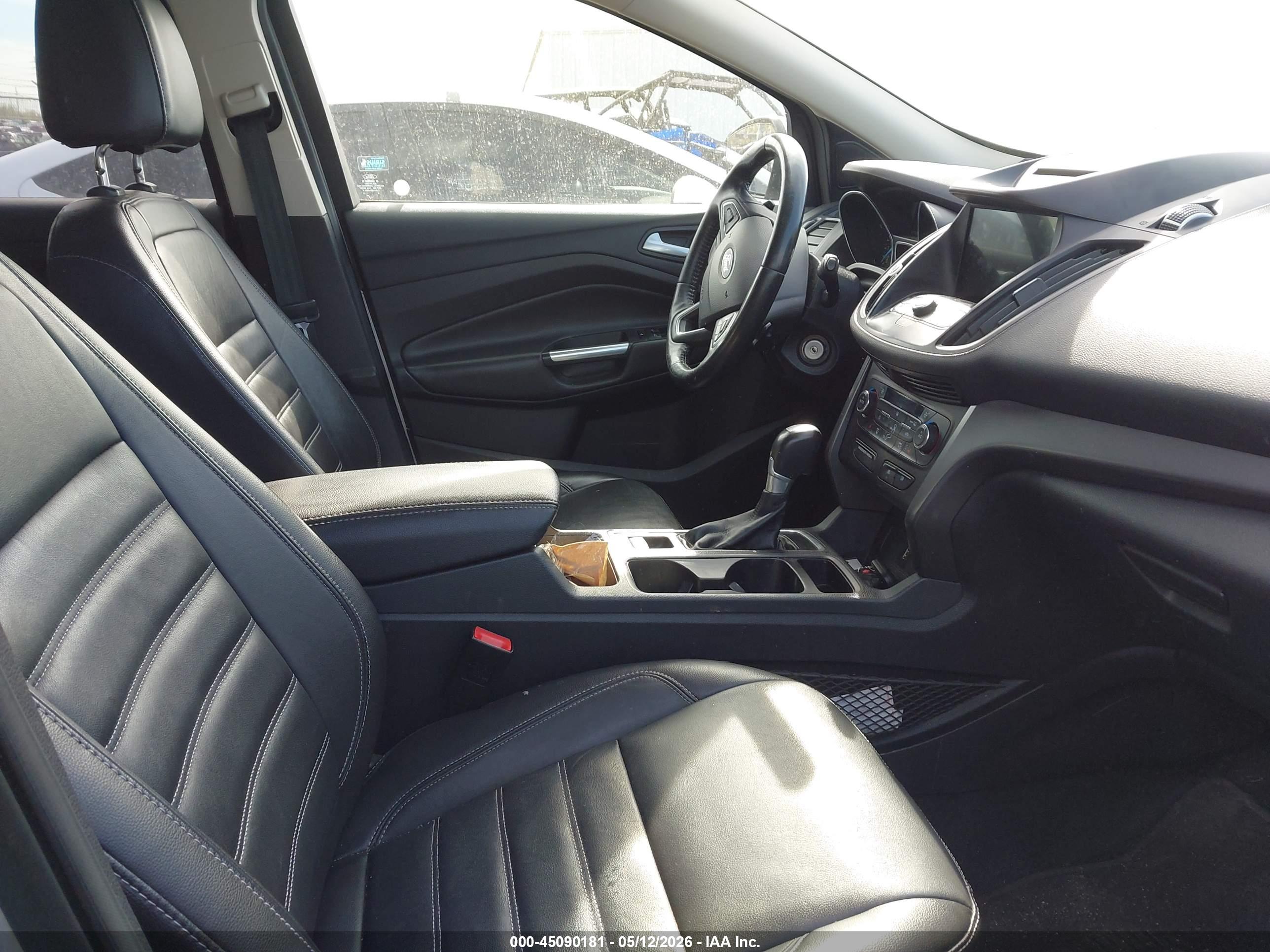 FORD ESCAPE image 5