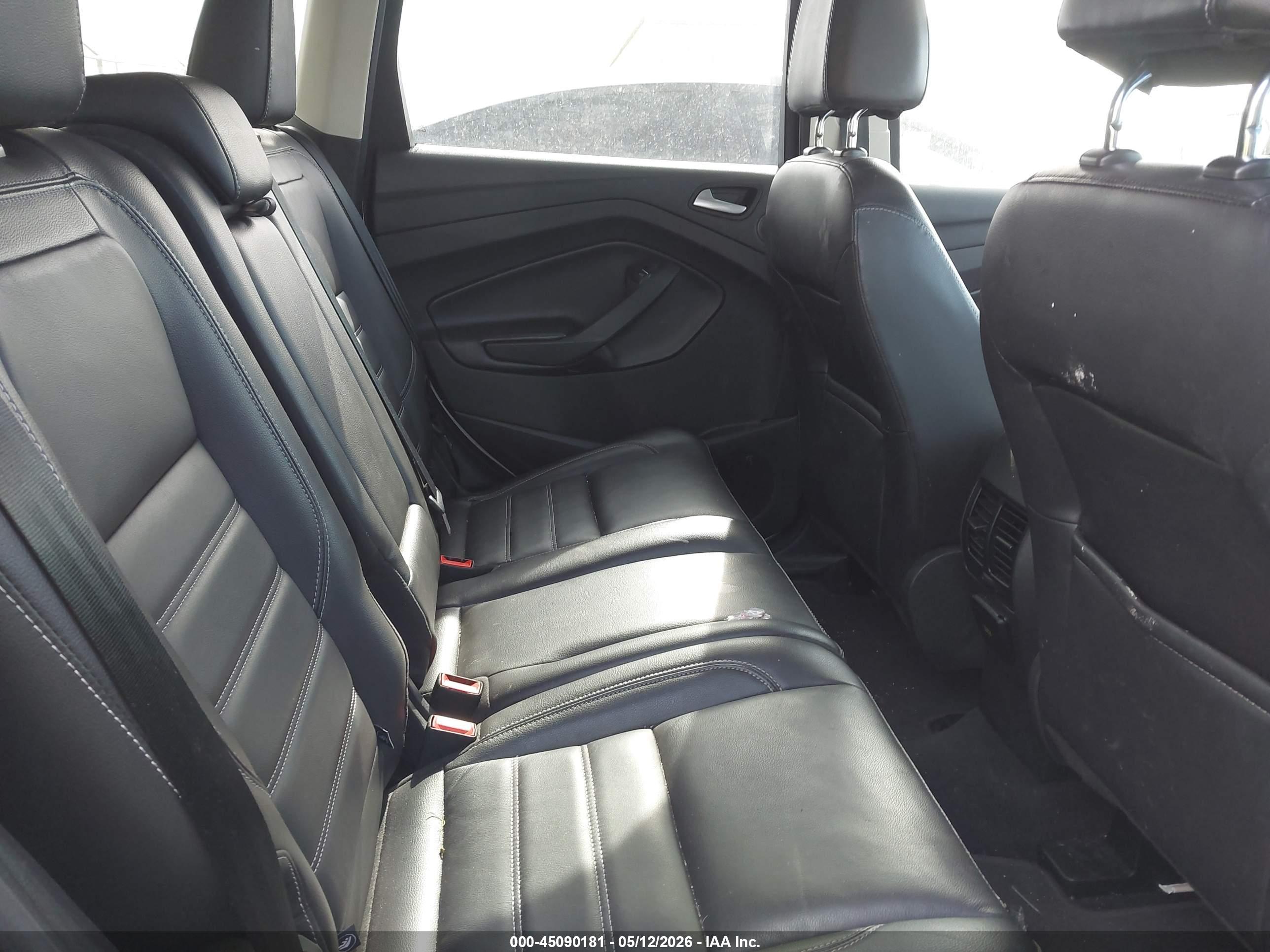 FORD ESCAPE image 8