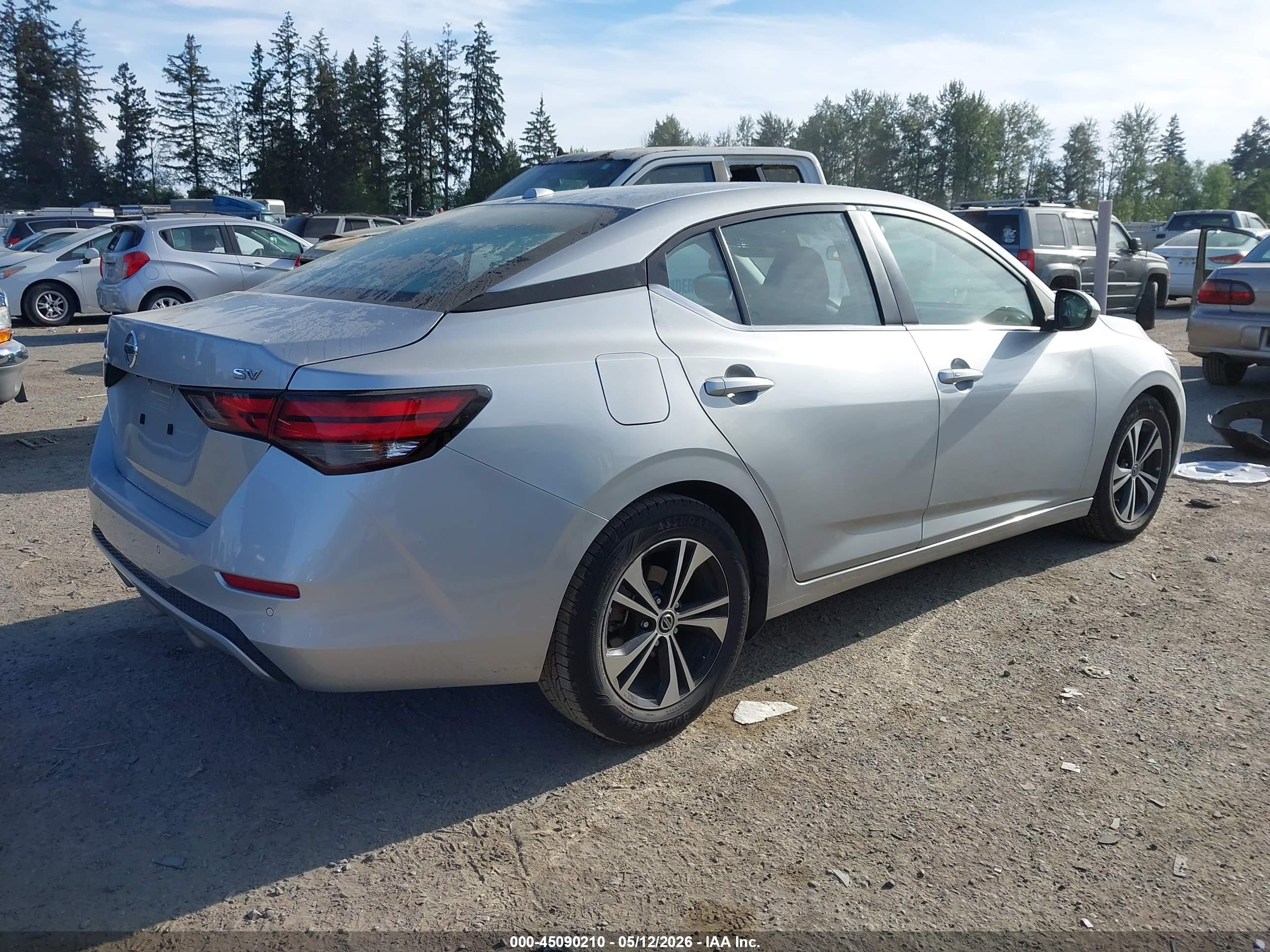 NISSAN SENTRA image 4