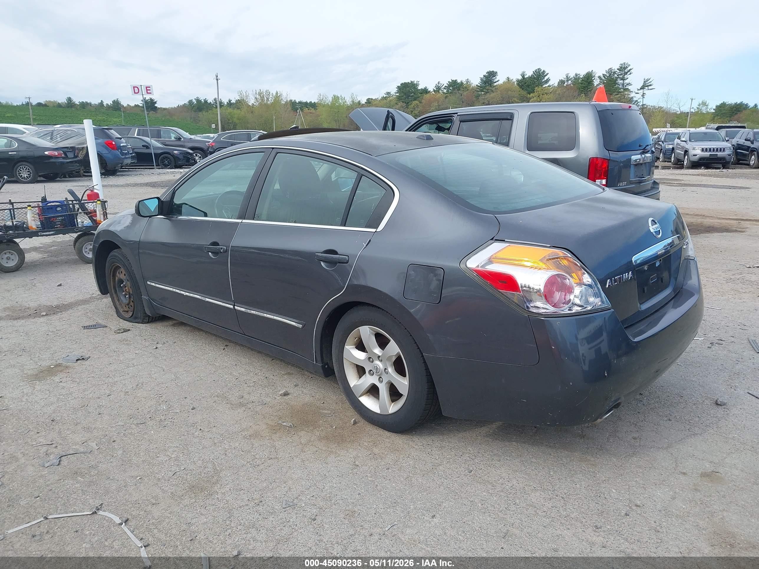 NISSAN ALTIMA image 3