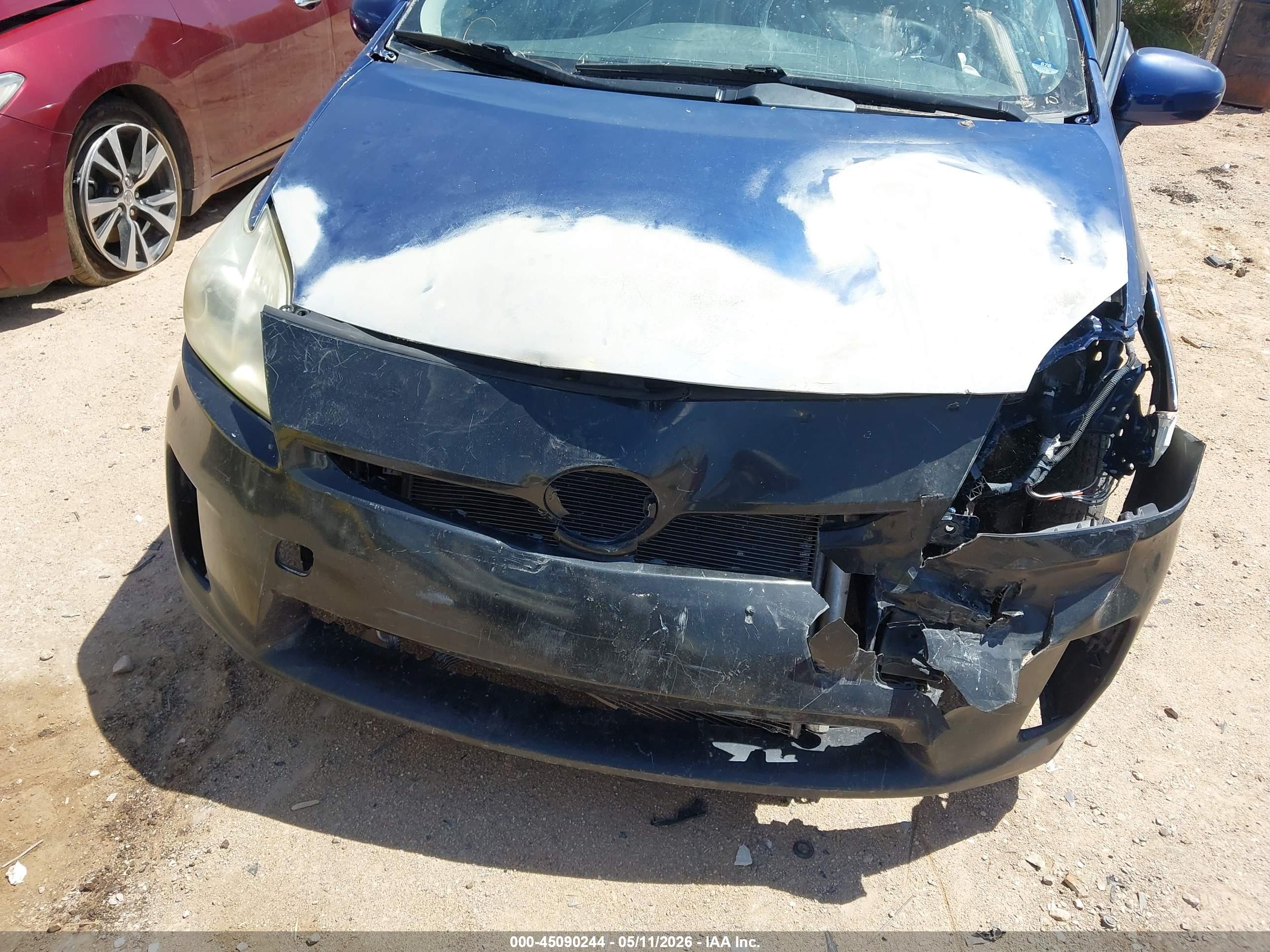 TOYOTA PRIUS image 6