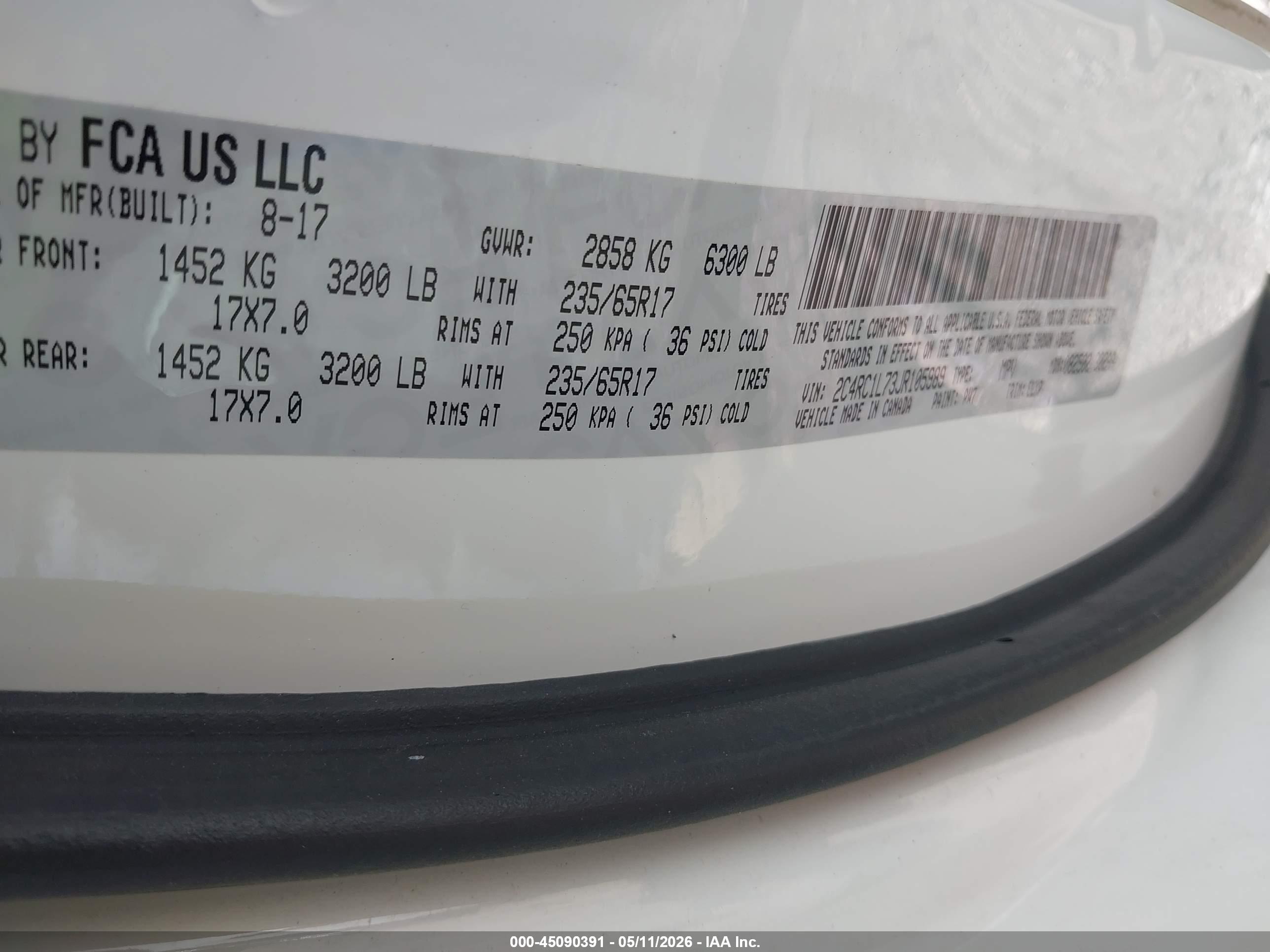 CHRYSLER PACIFICA image 9