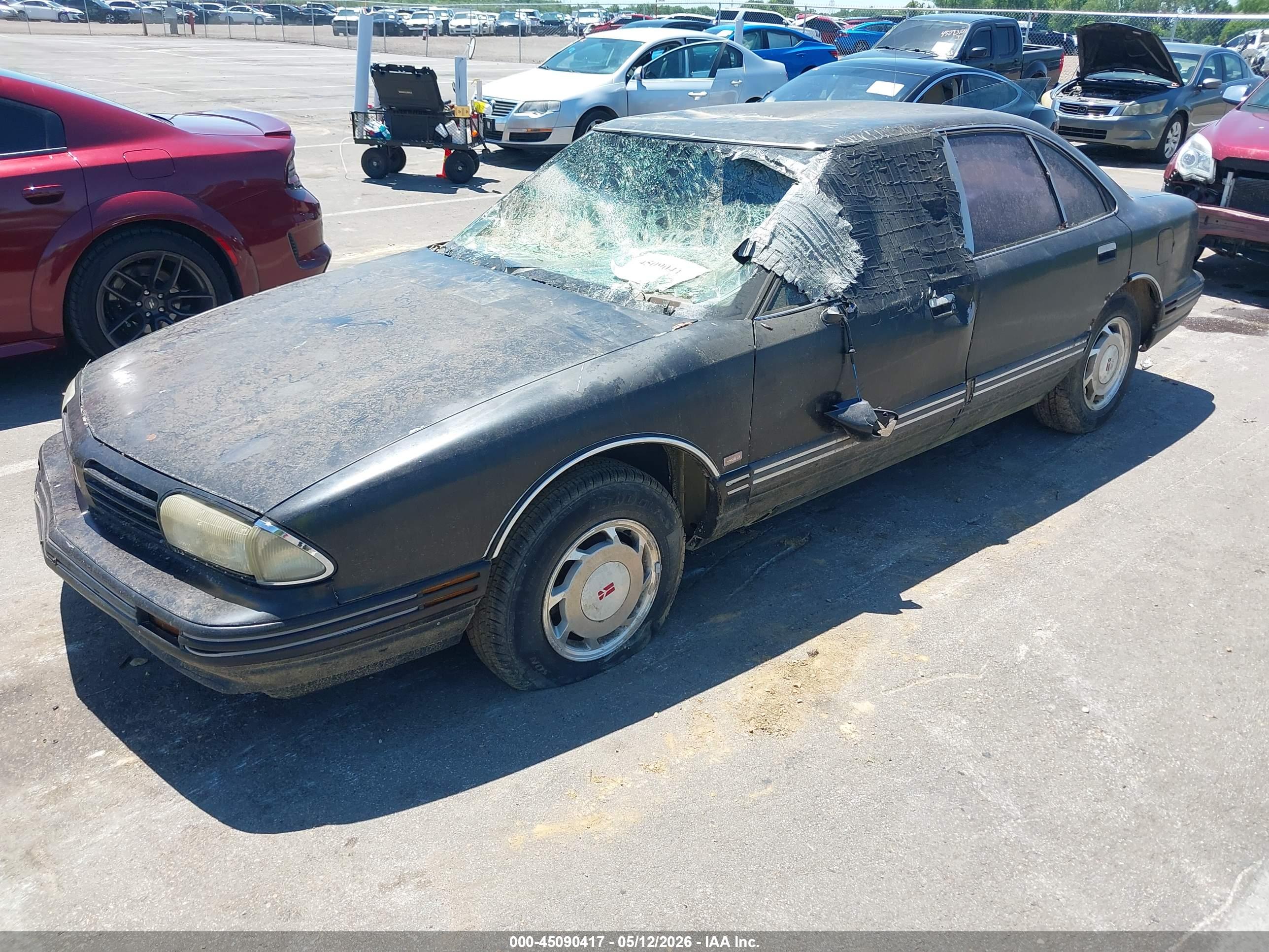 OLDSMOBILE 88 image 2
