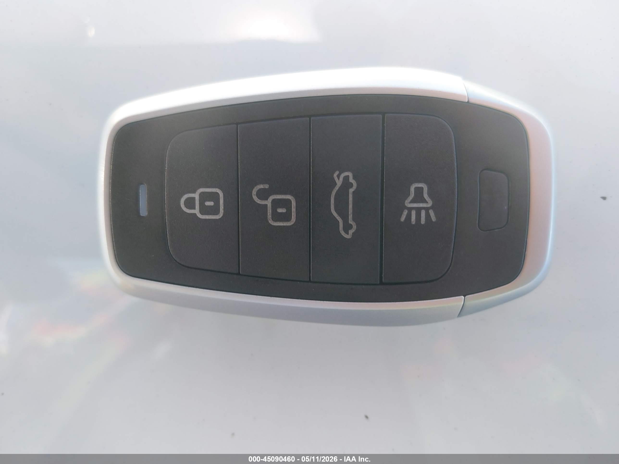 KIA NIRO image 11