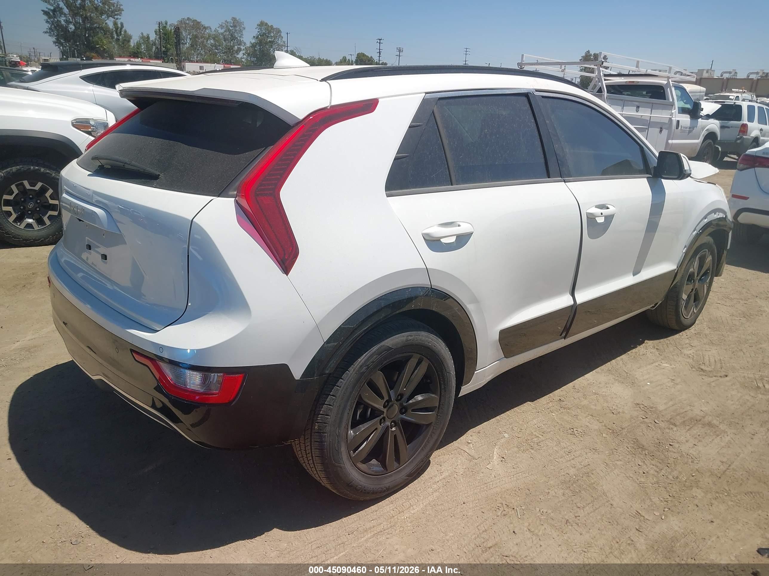 KIA NIRO image 4