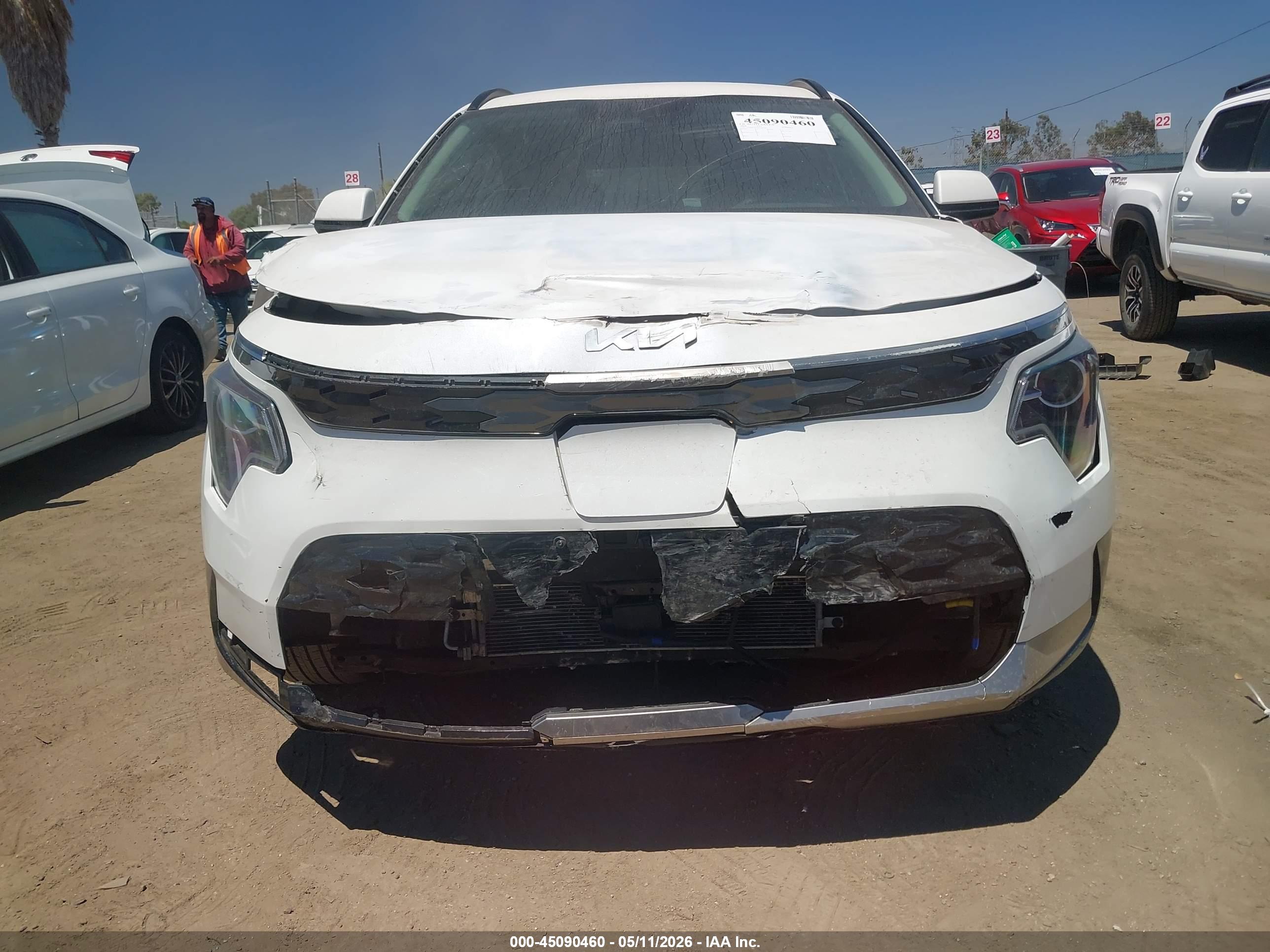KIA NIRO image 6