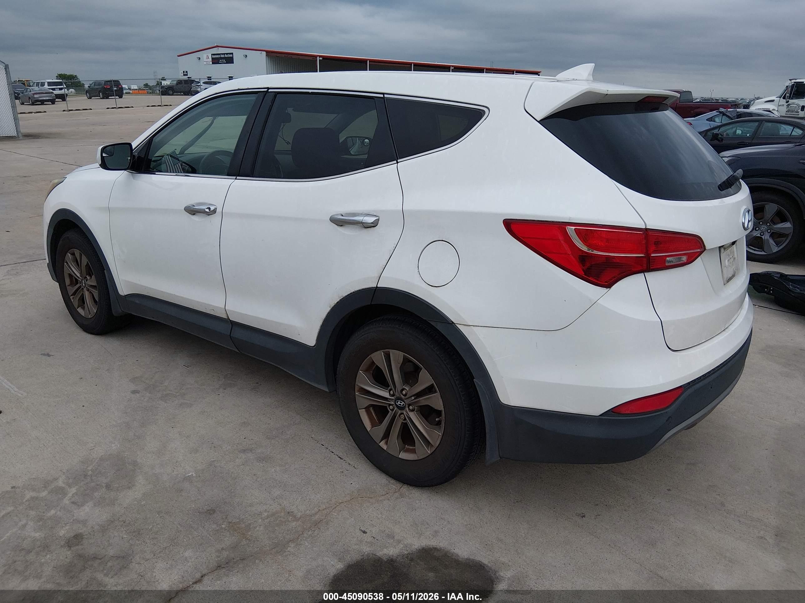 HYUNDAI SANTA image 3