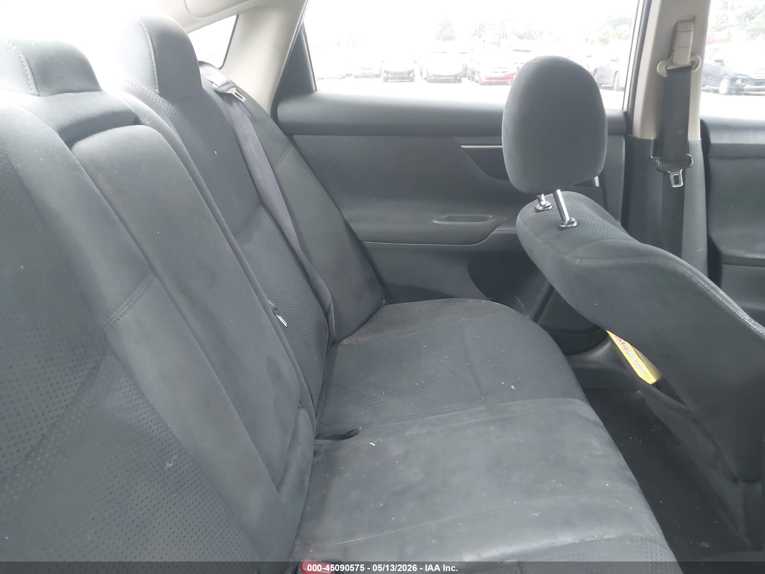 NISSAN ALTIMA image 8