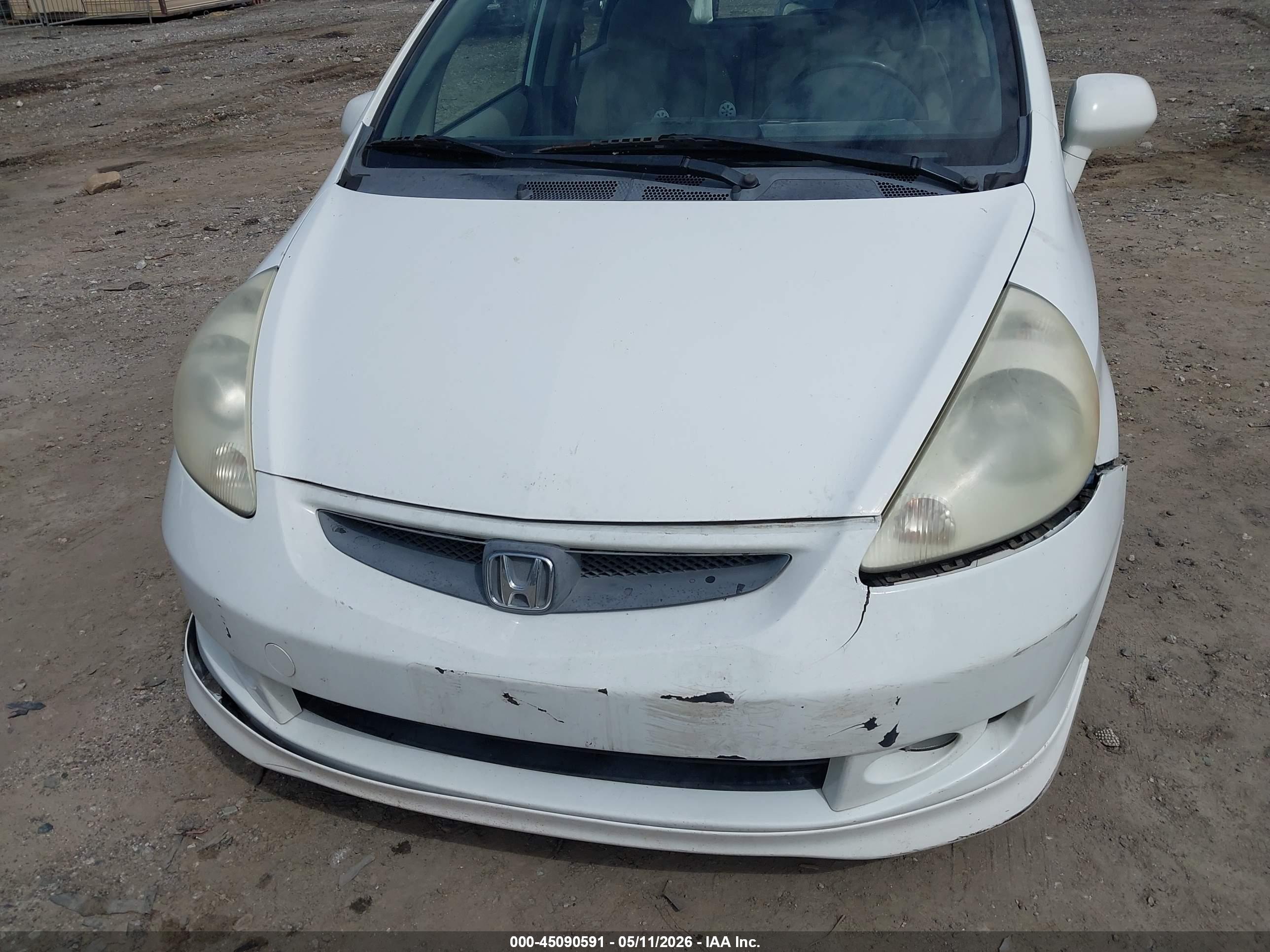 HONDA FIT image 6