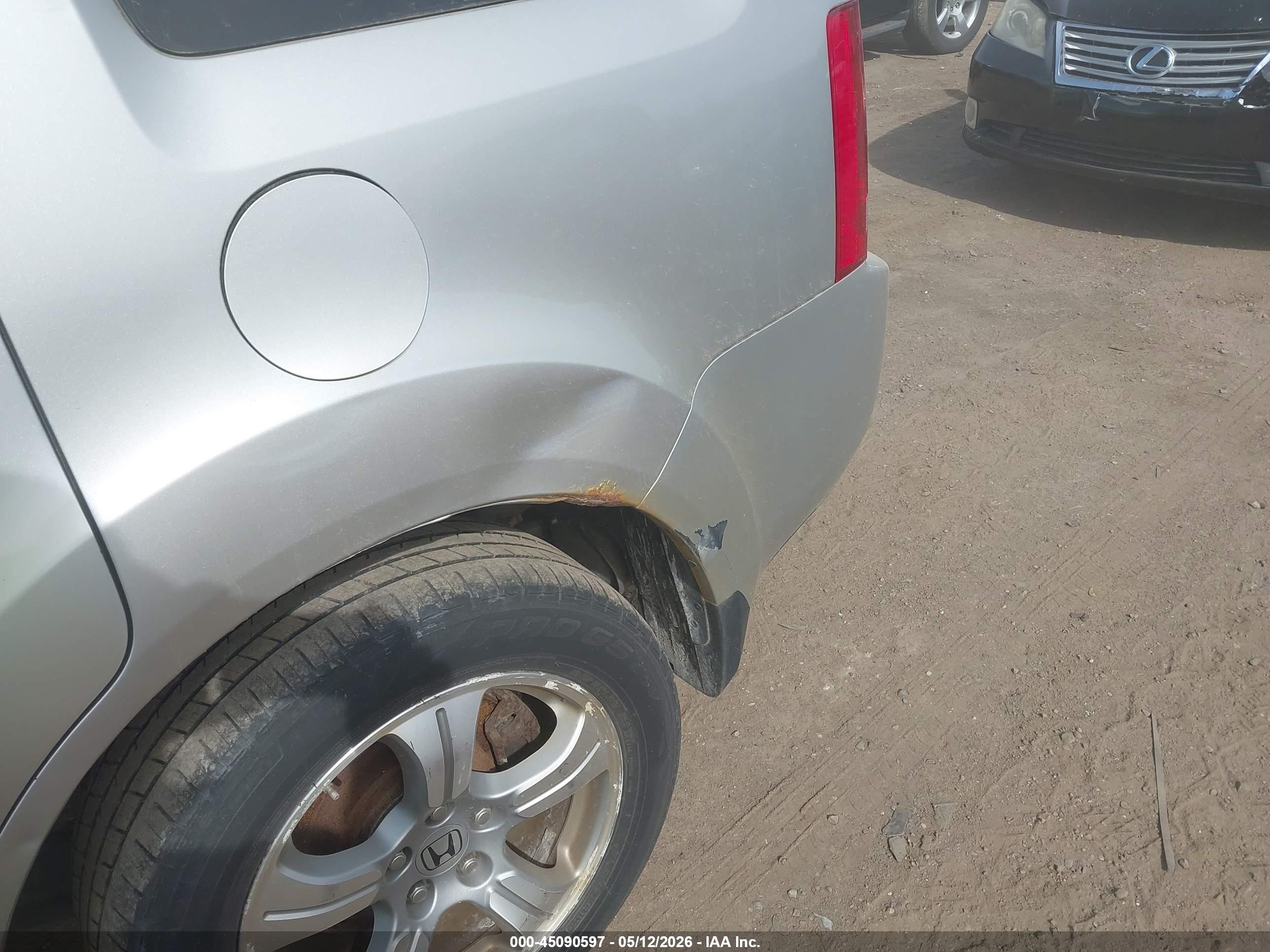 HONDA PILOT image 6