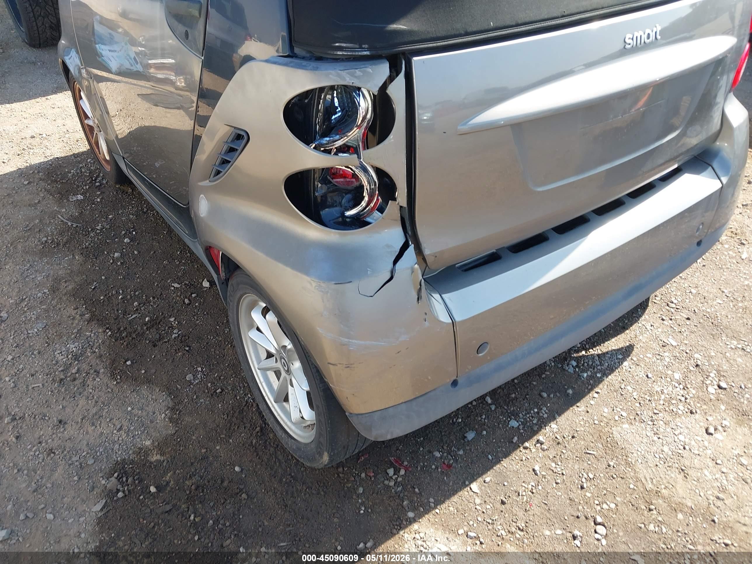SMART FORTWO image 6