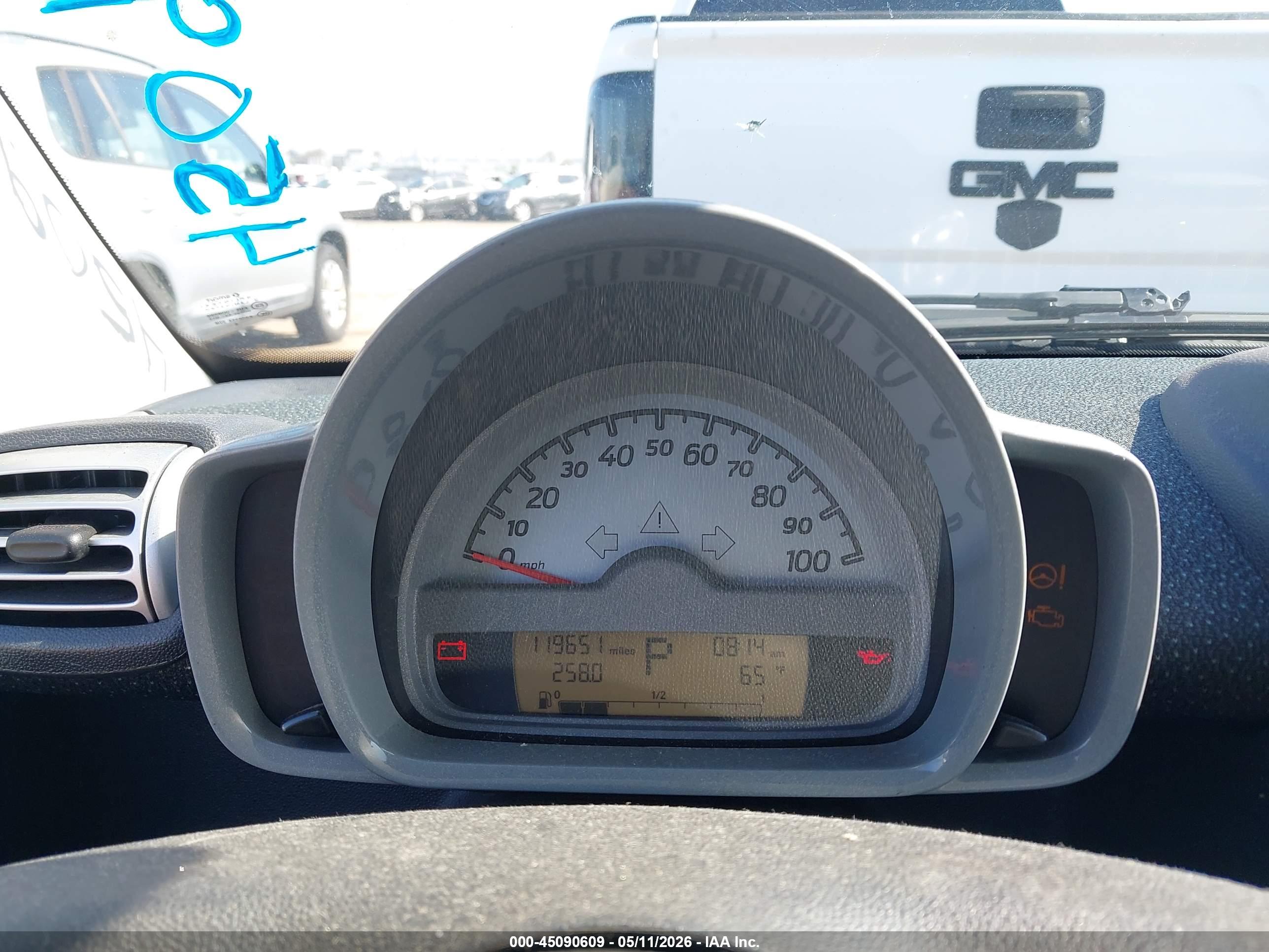 SMART FORTWO image 7