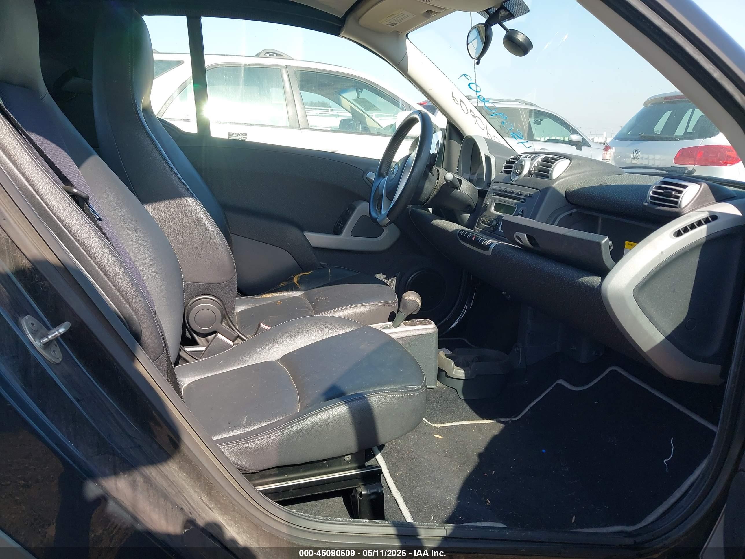 SMART FORTWO image 8
