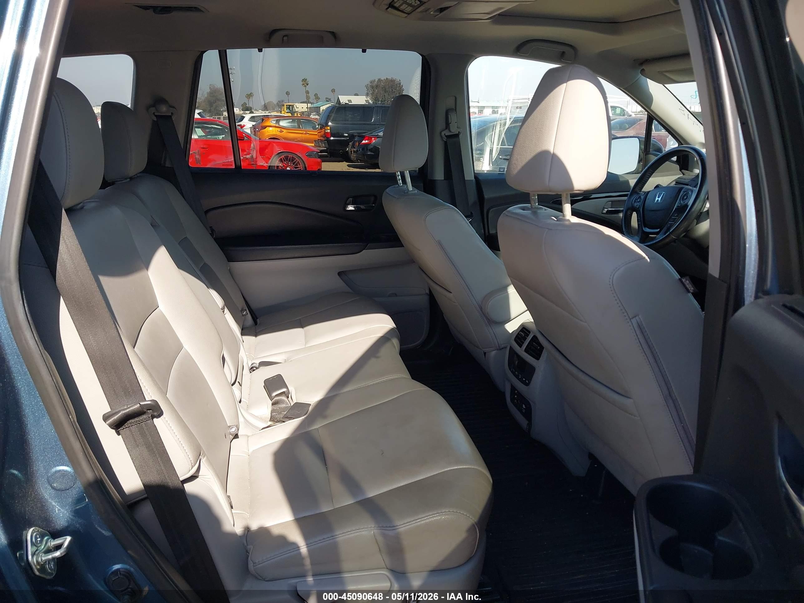 HONDA PILOT image 8