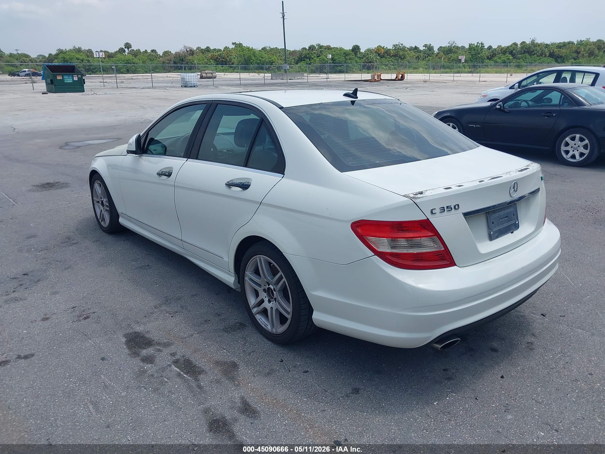 MERCEDES-BENZ C image 3
