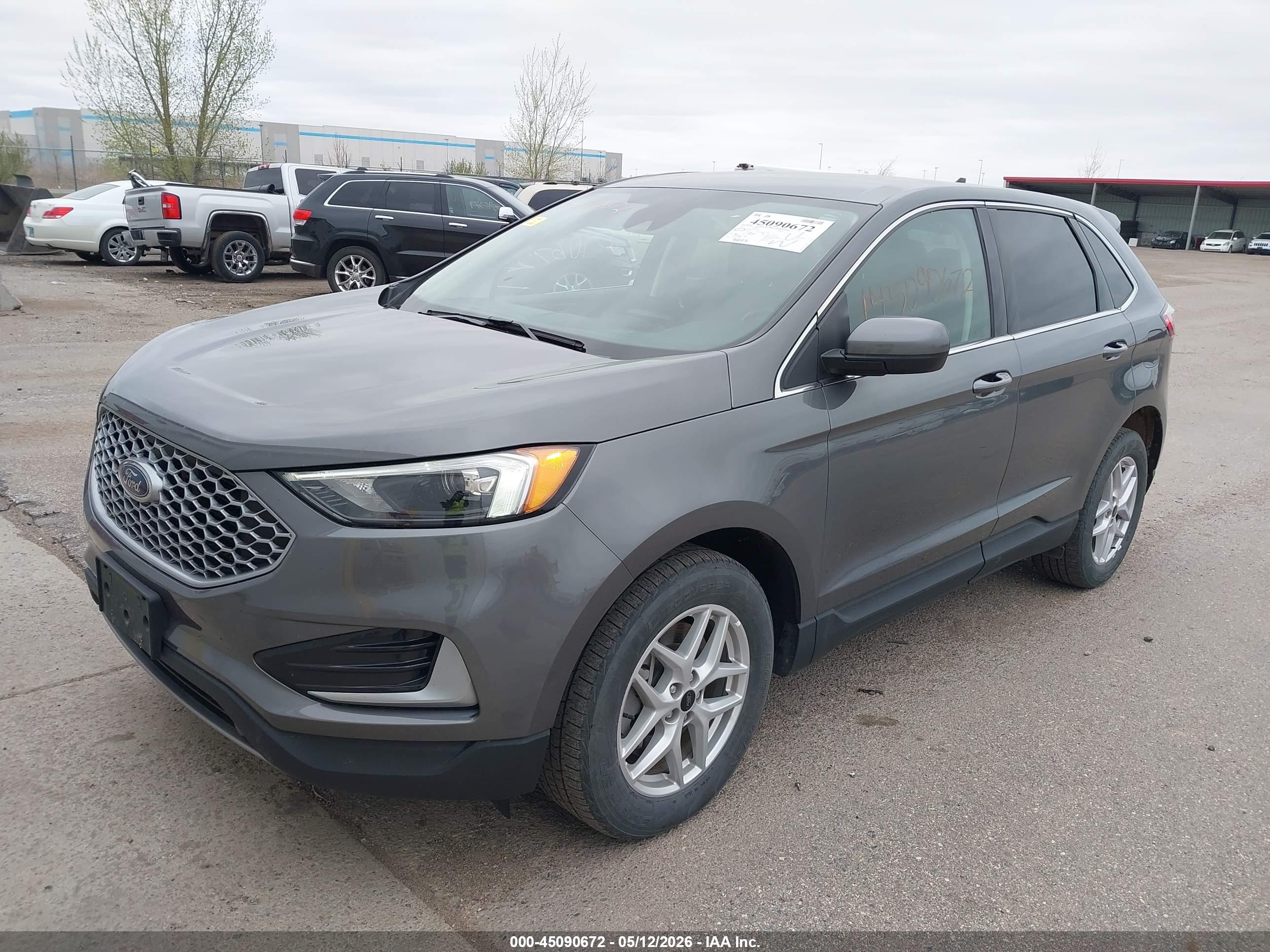 FORD EDGE image 2