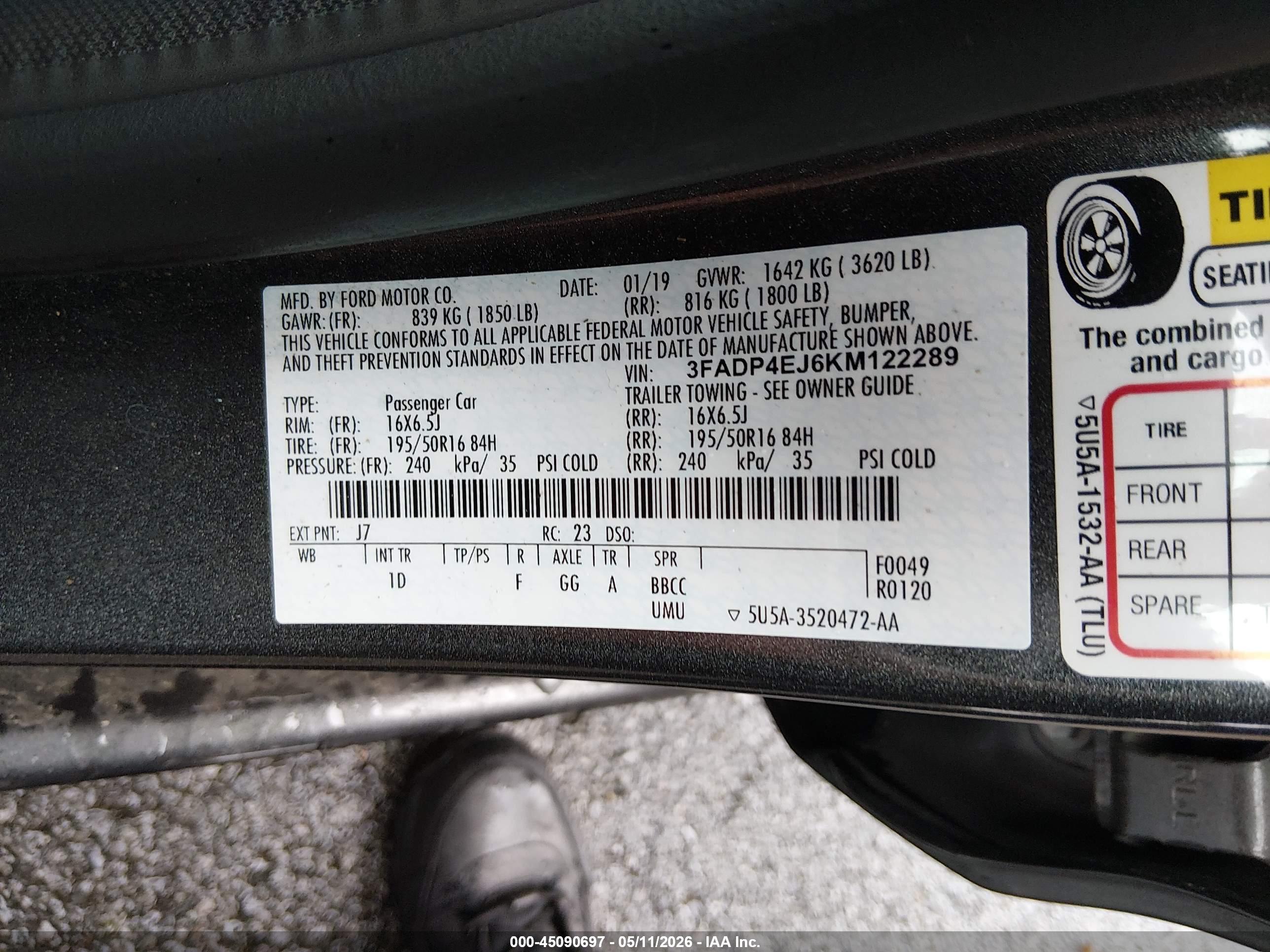 FORD FIESTA image 9