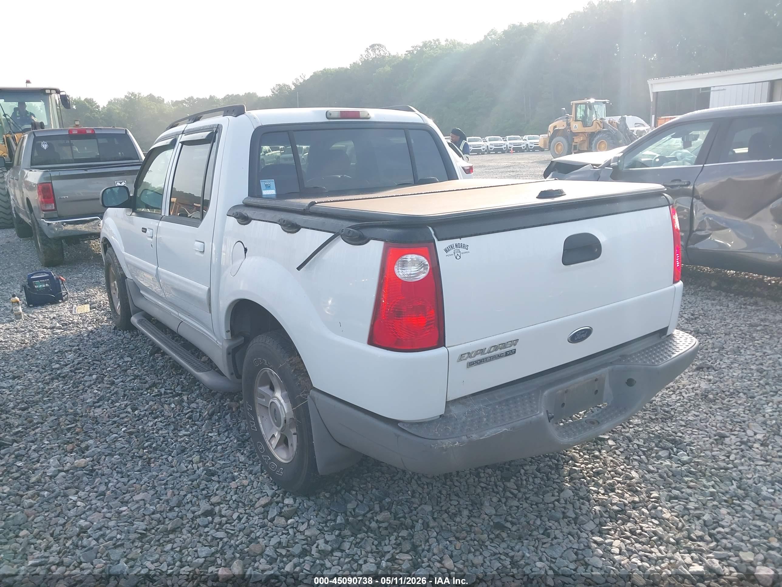 FORD EXPLORER image 3