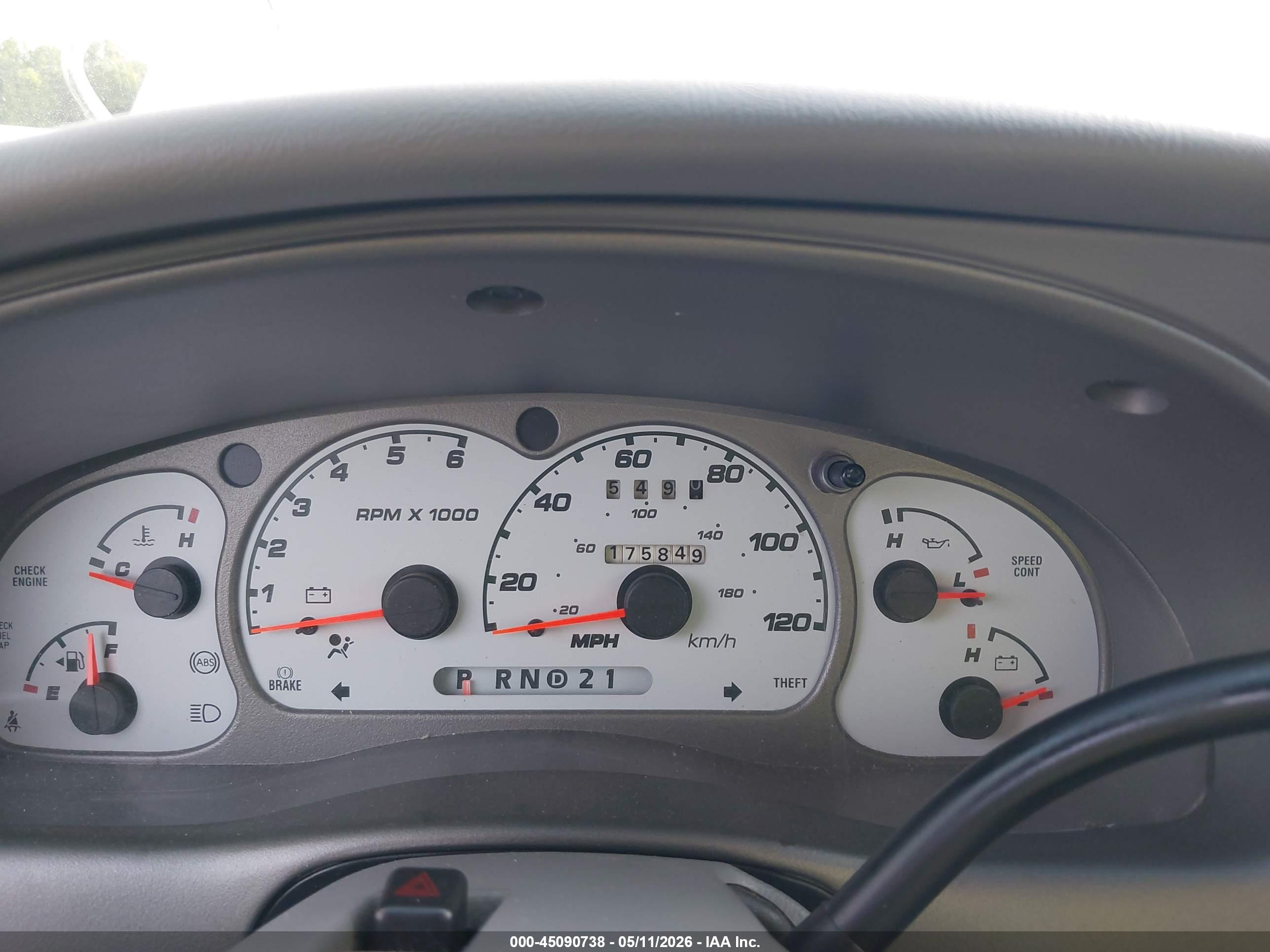 FORD EXPLORER image 7