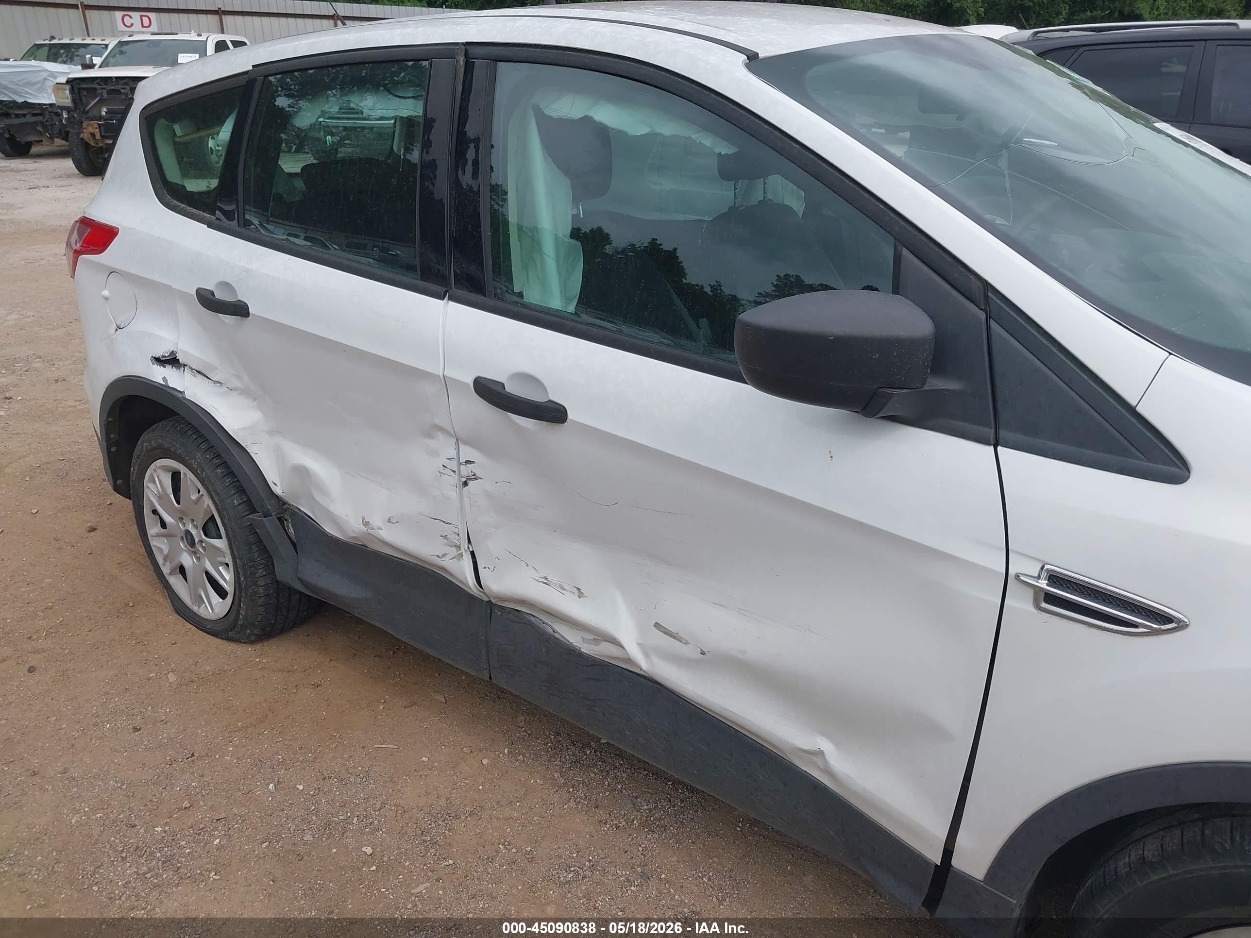 FORD ESCAPE image 6