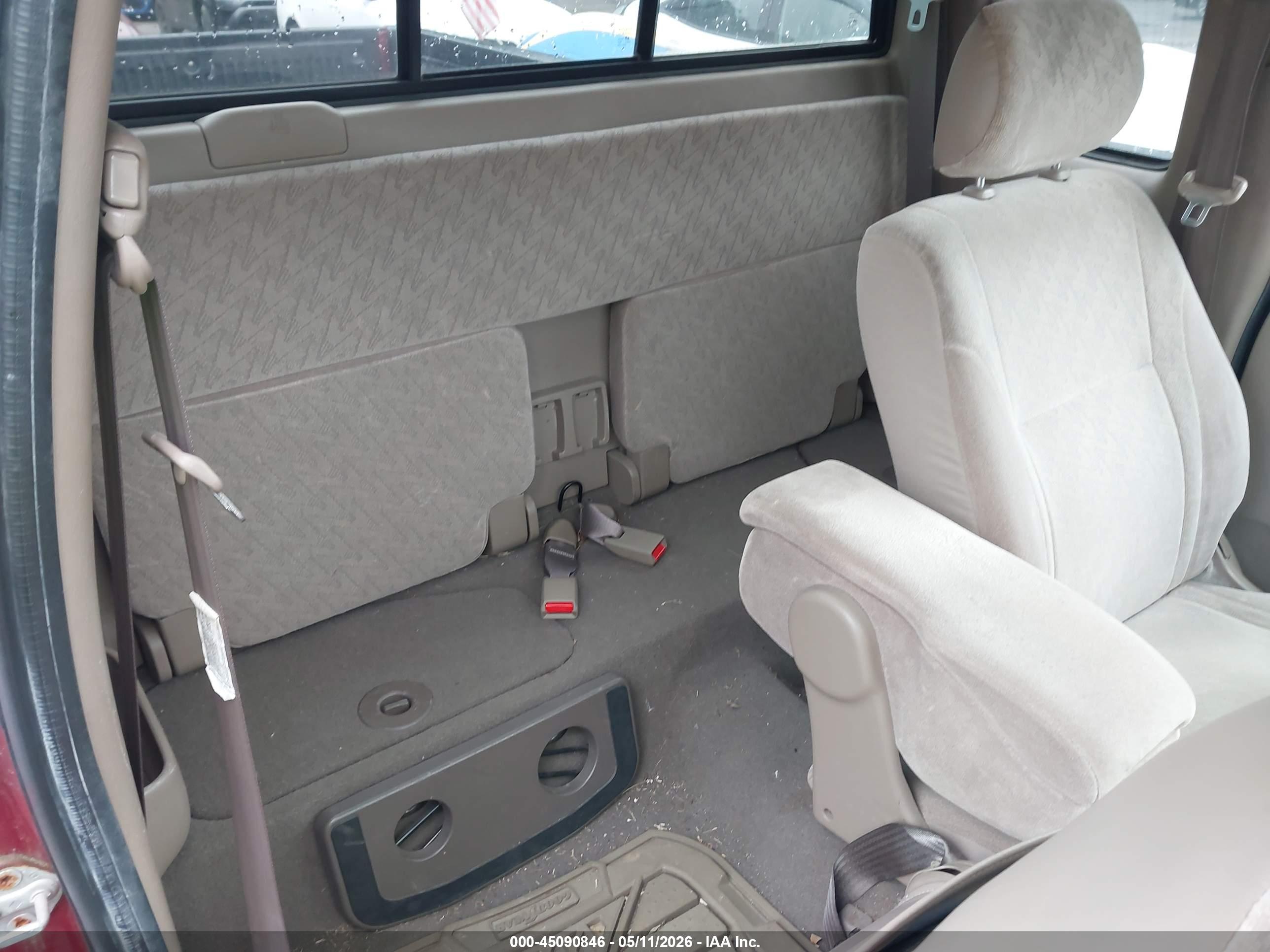 TOYOTA TACOMA image 8