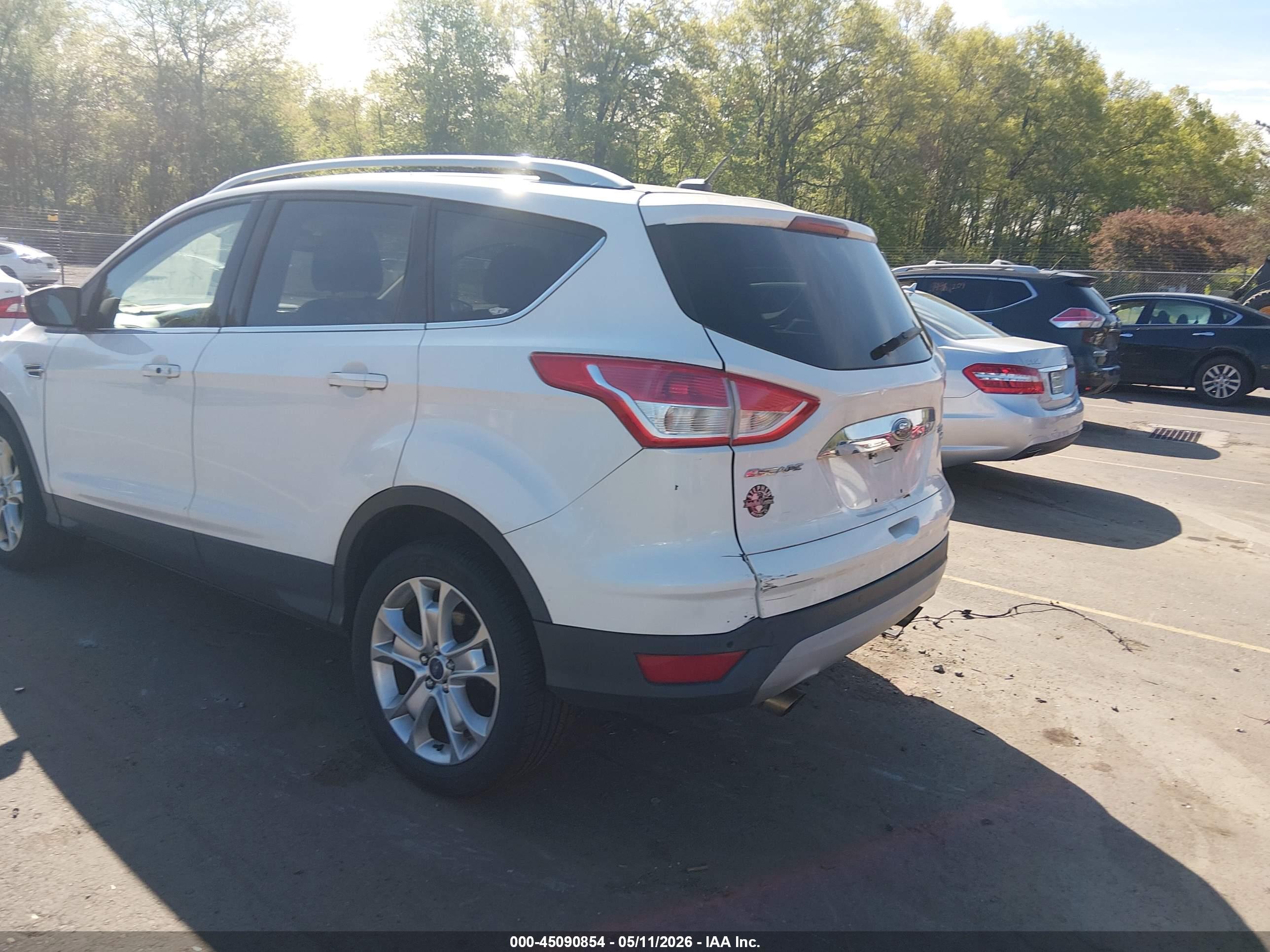FORD ESCAPE image 3