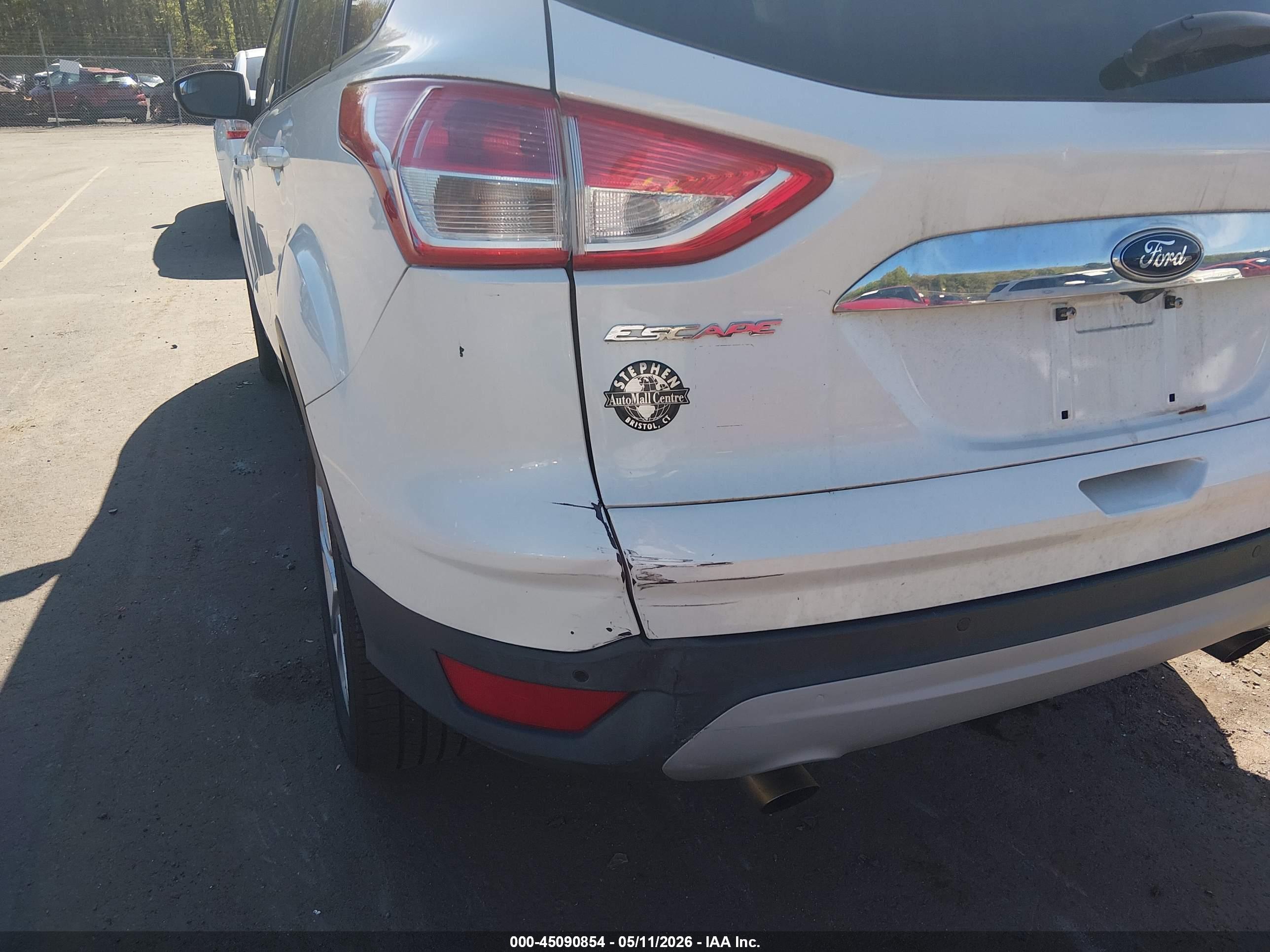 FORD ESCAPE image 6