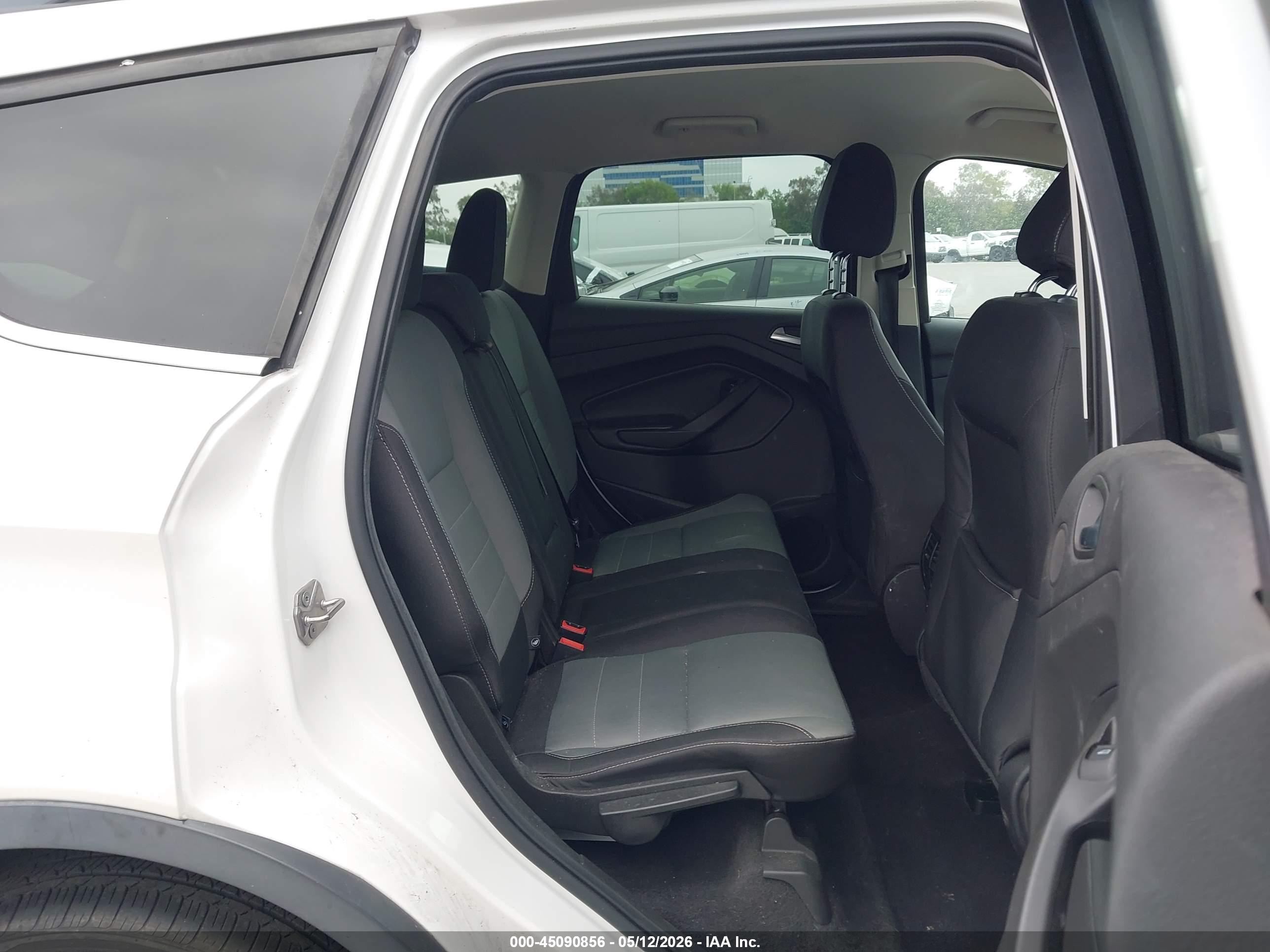 FORD ESCAPE image 8