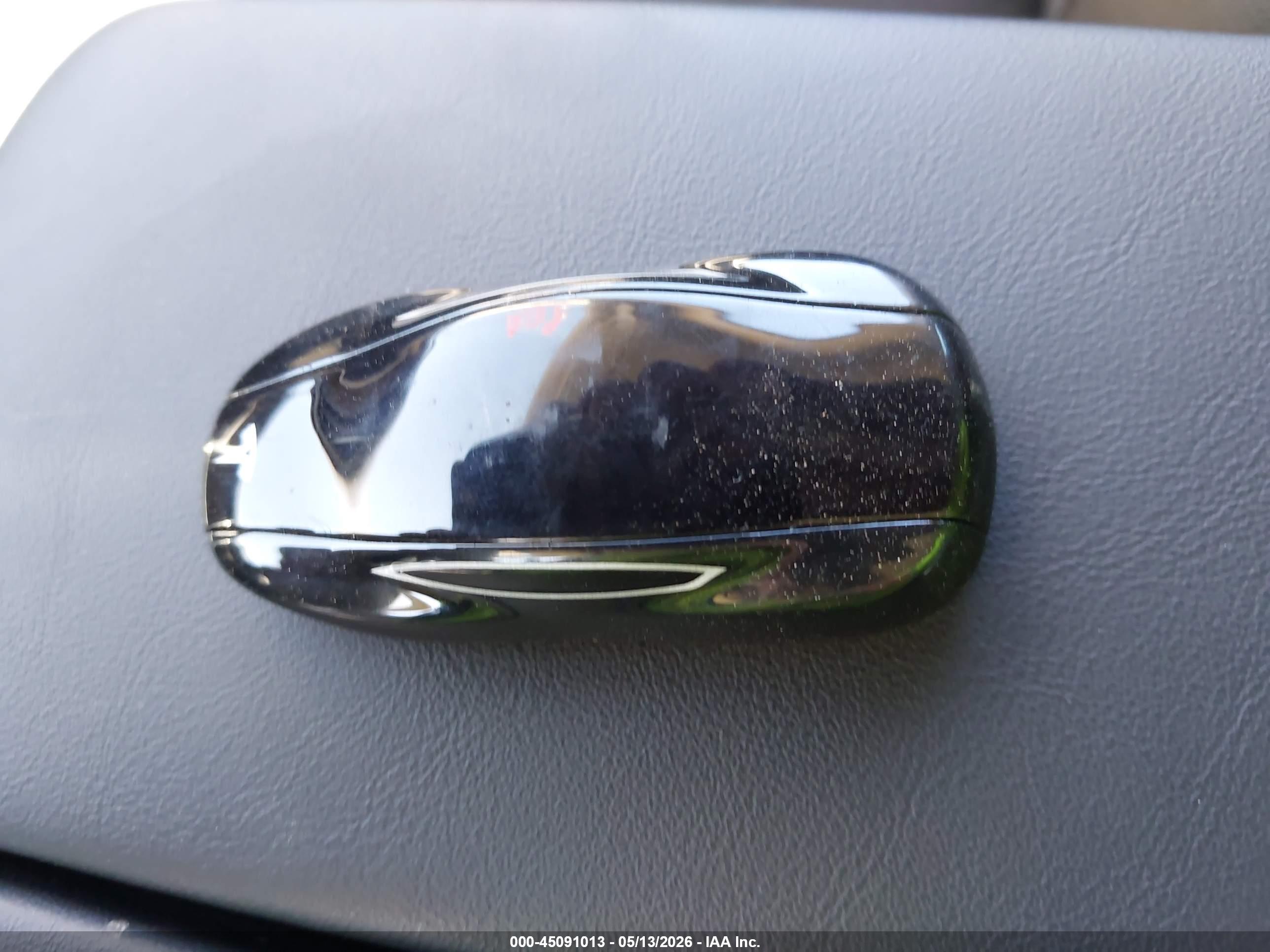 TESLA MODEL image 11