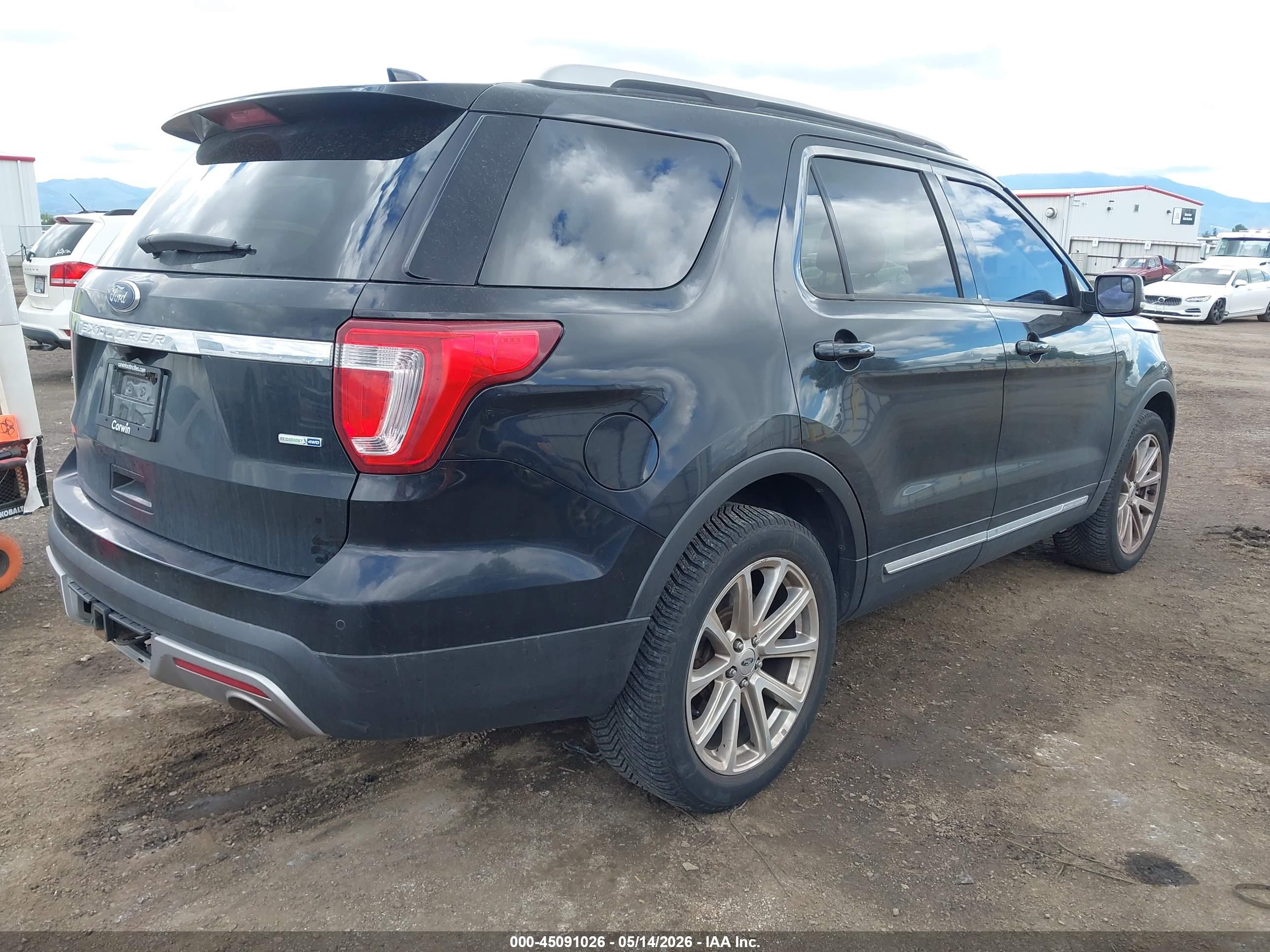 FORD EXPLORER image 4