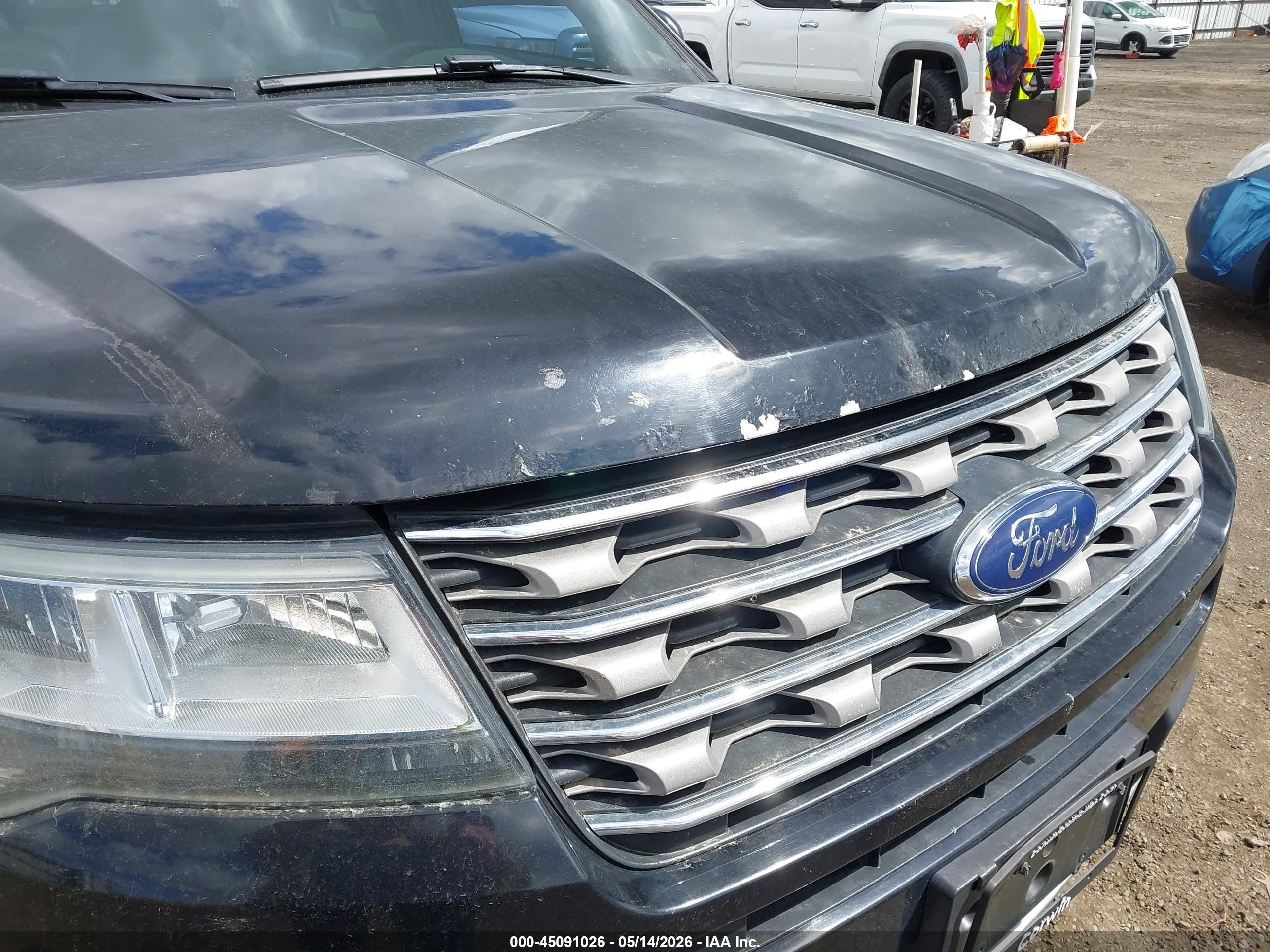 FORD EXPLORER image 6