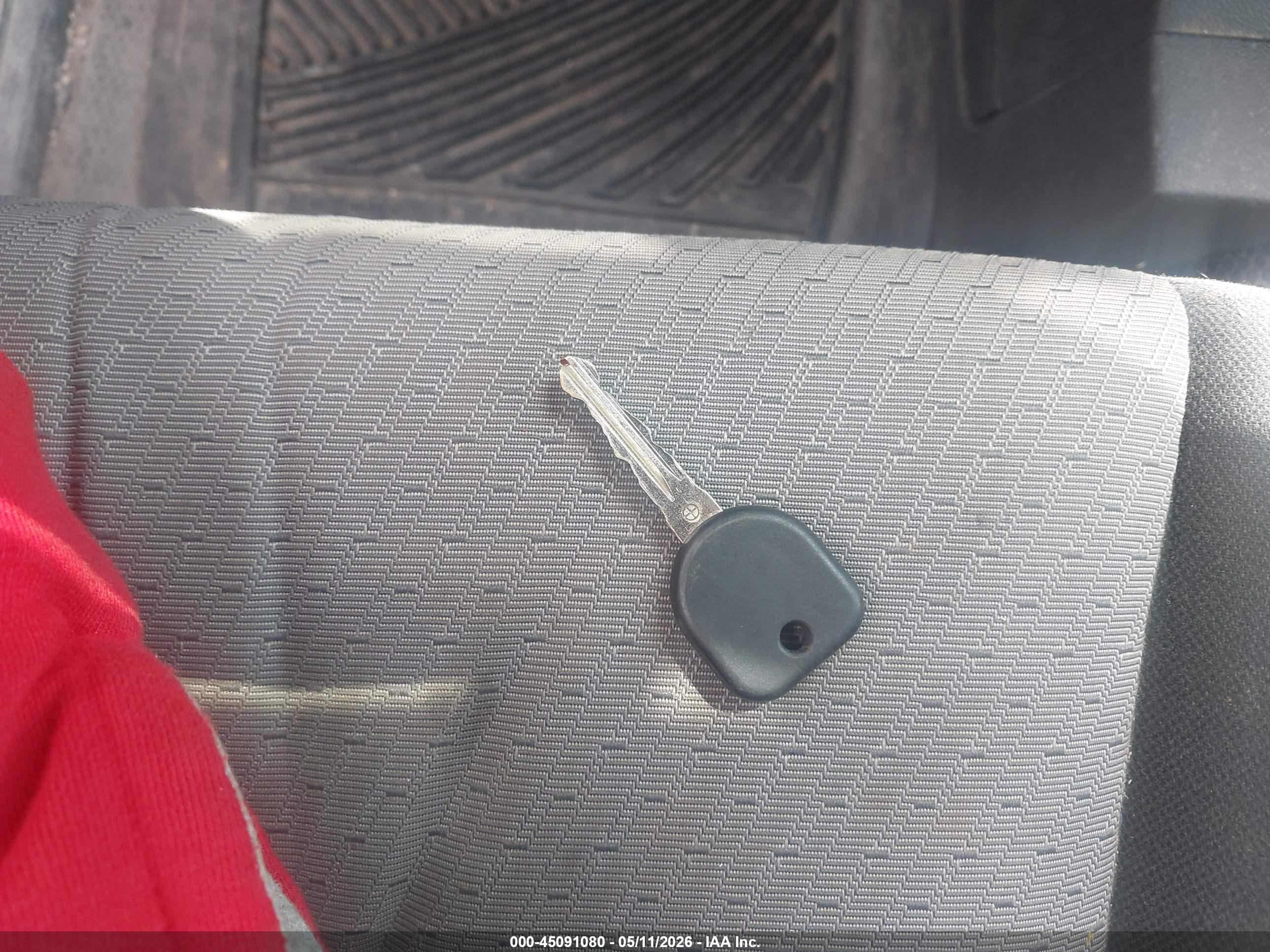 GMC SIERRA image 11