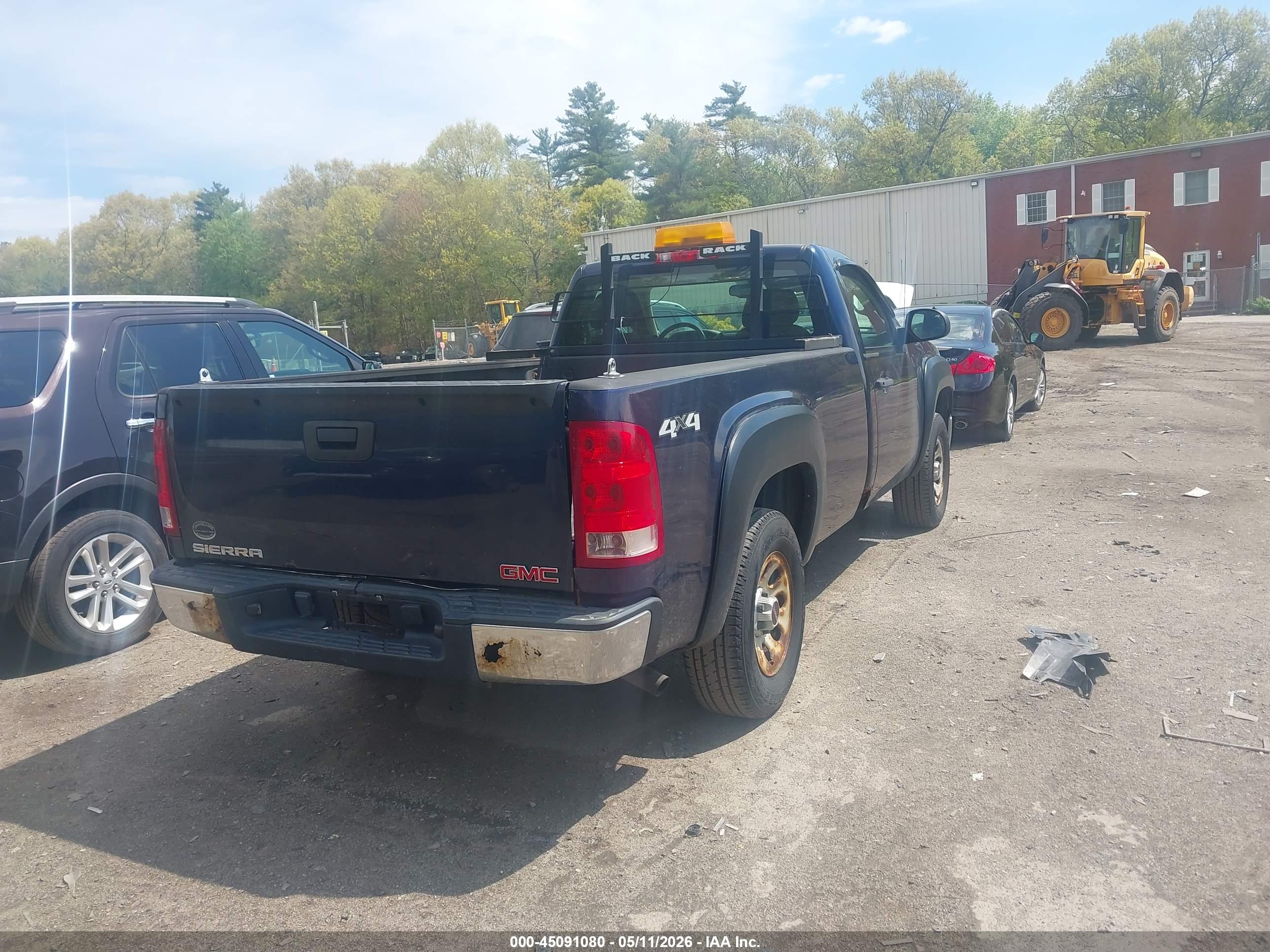 GMC SIERRA image 4