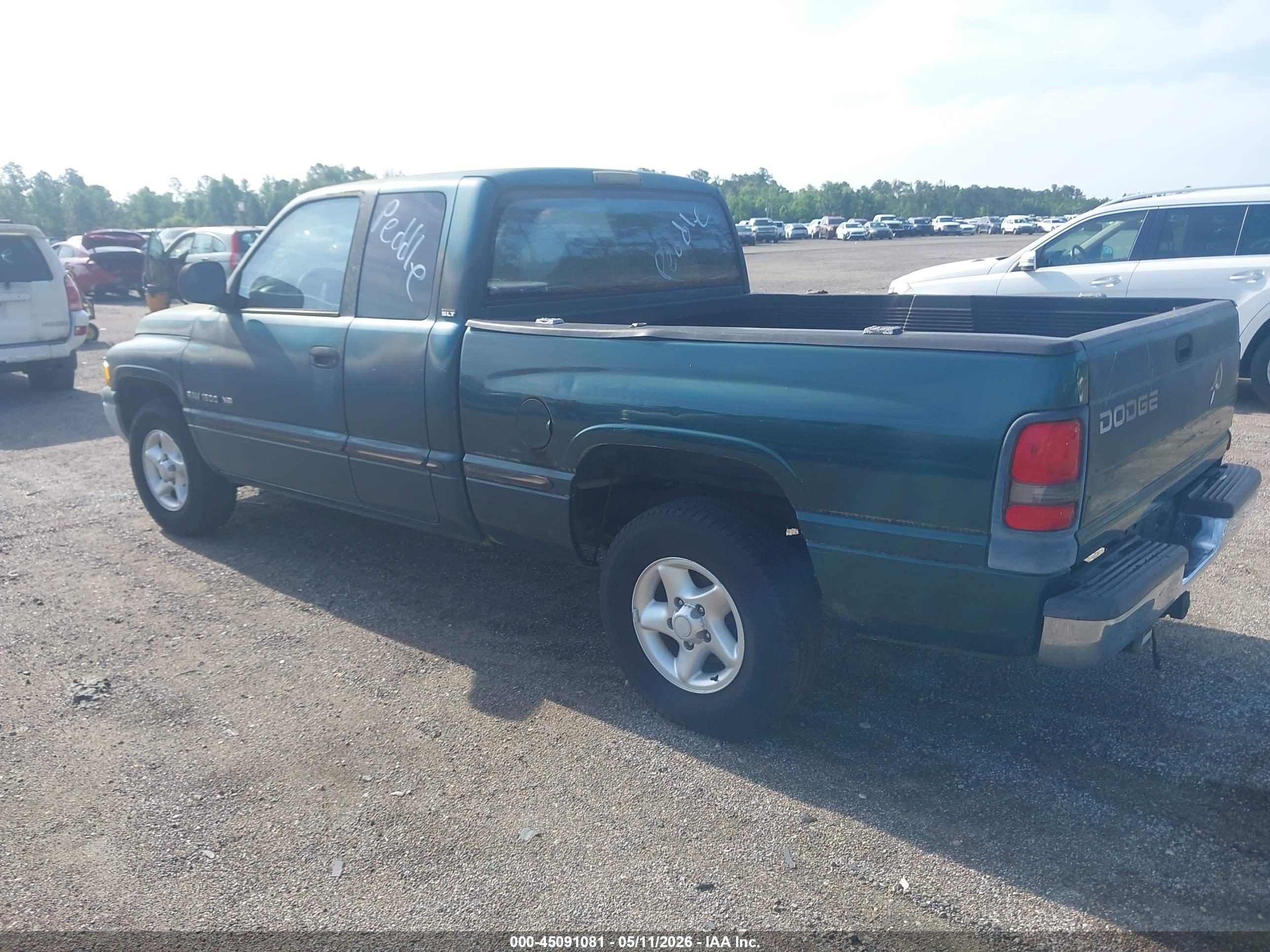 DODGE RAM image 3