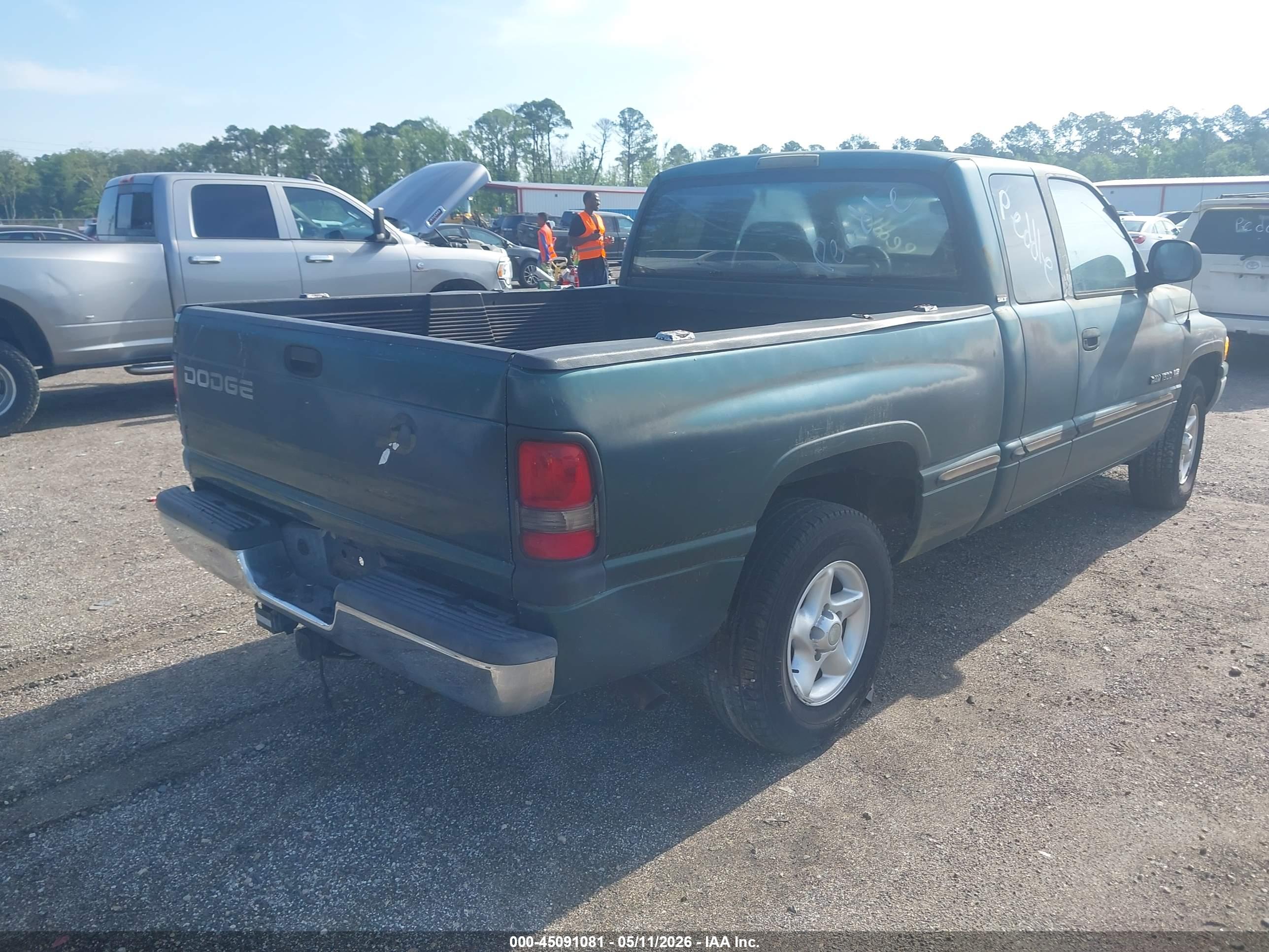 DODGE RAM image 4