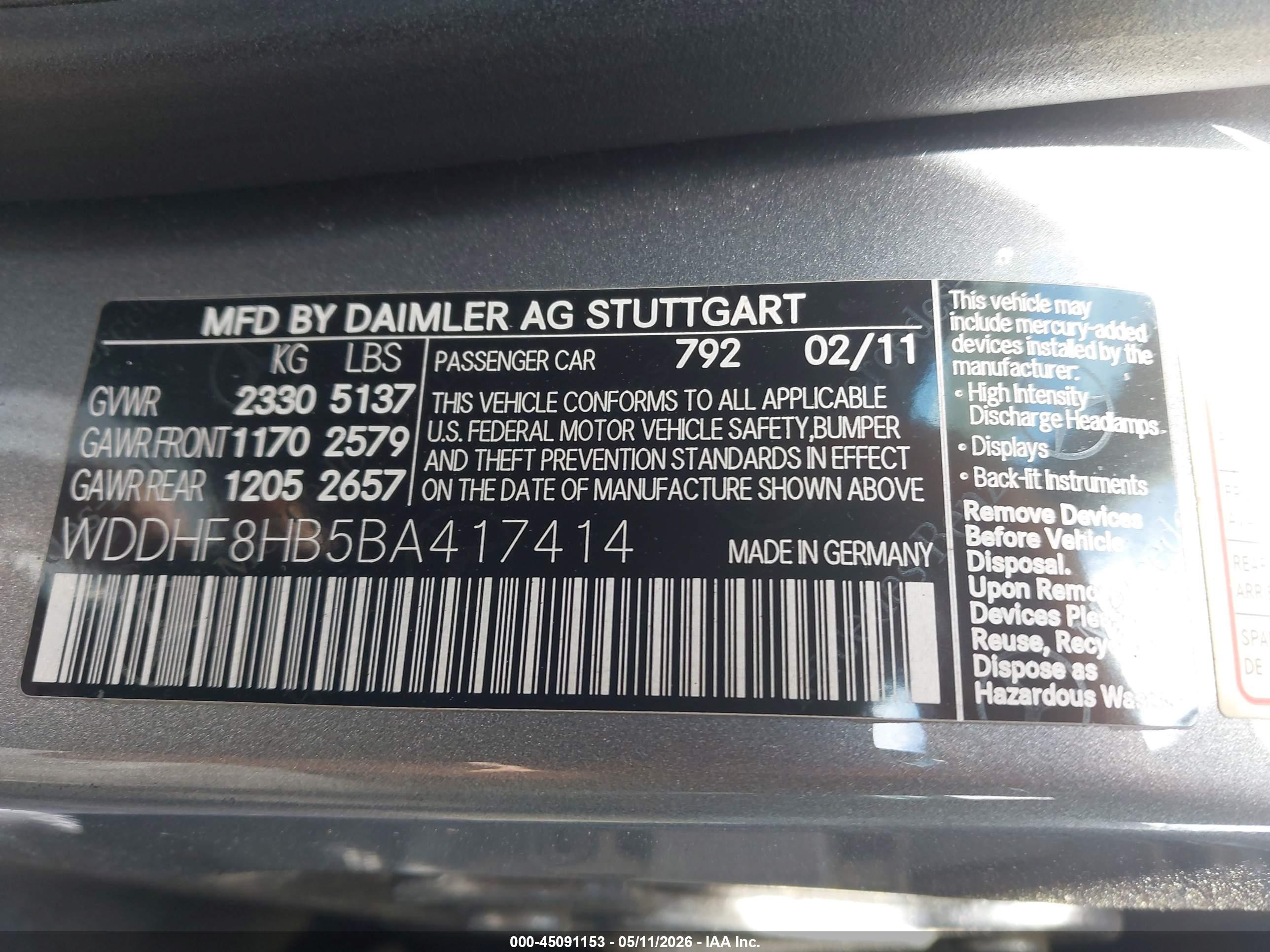 MERCEDES-BENZ E image 9