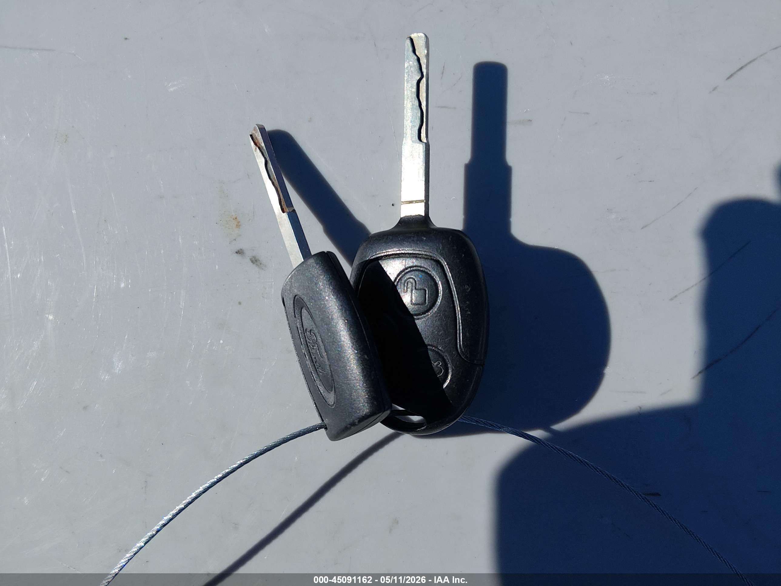 FORD FIESTA image 11