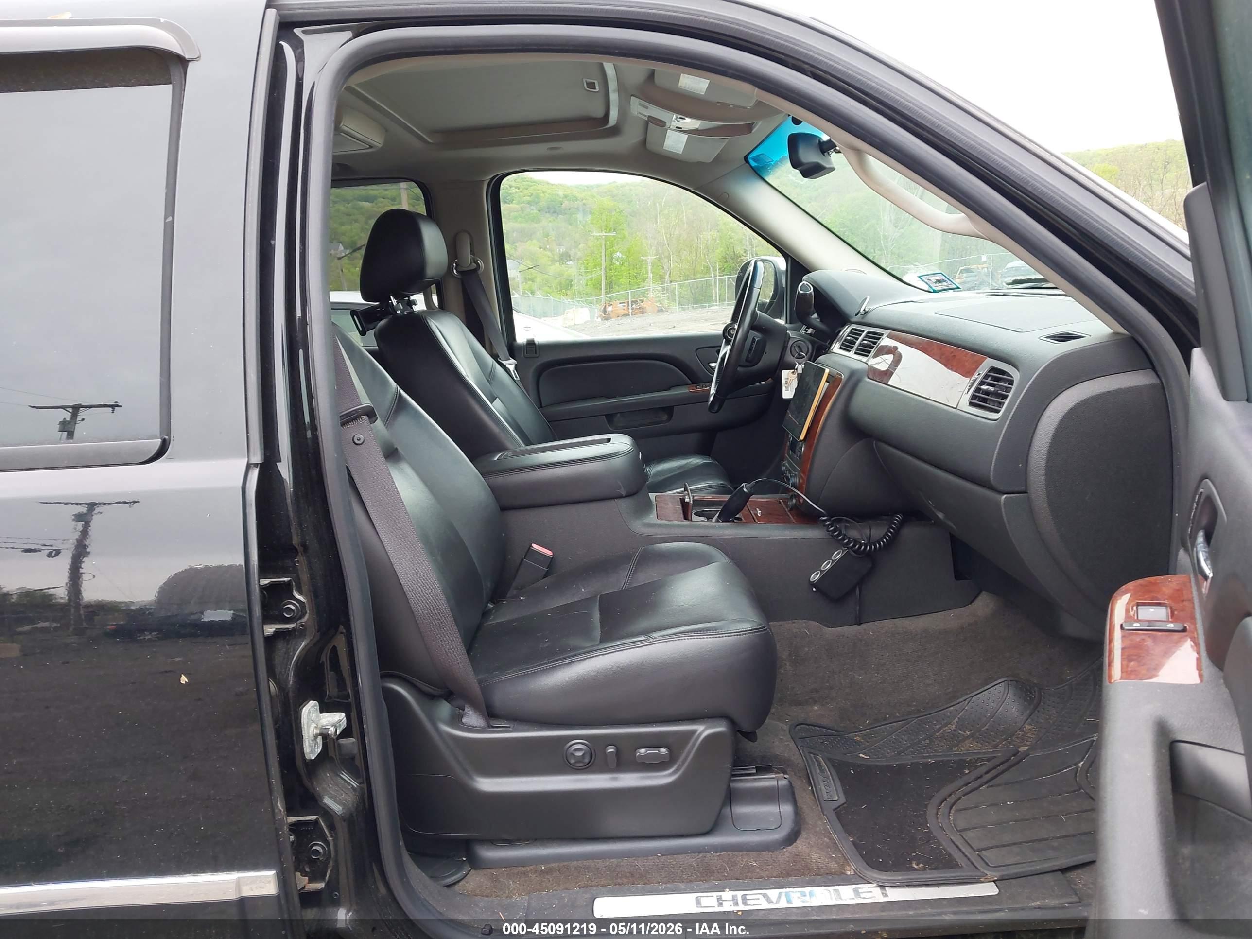 CHEVROLET AVALANCHE image 5