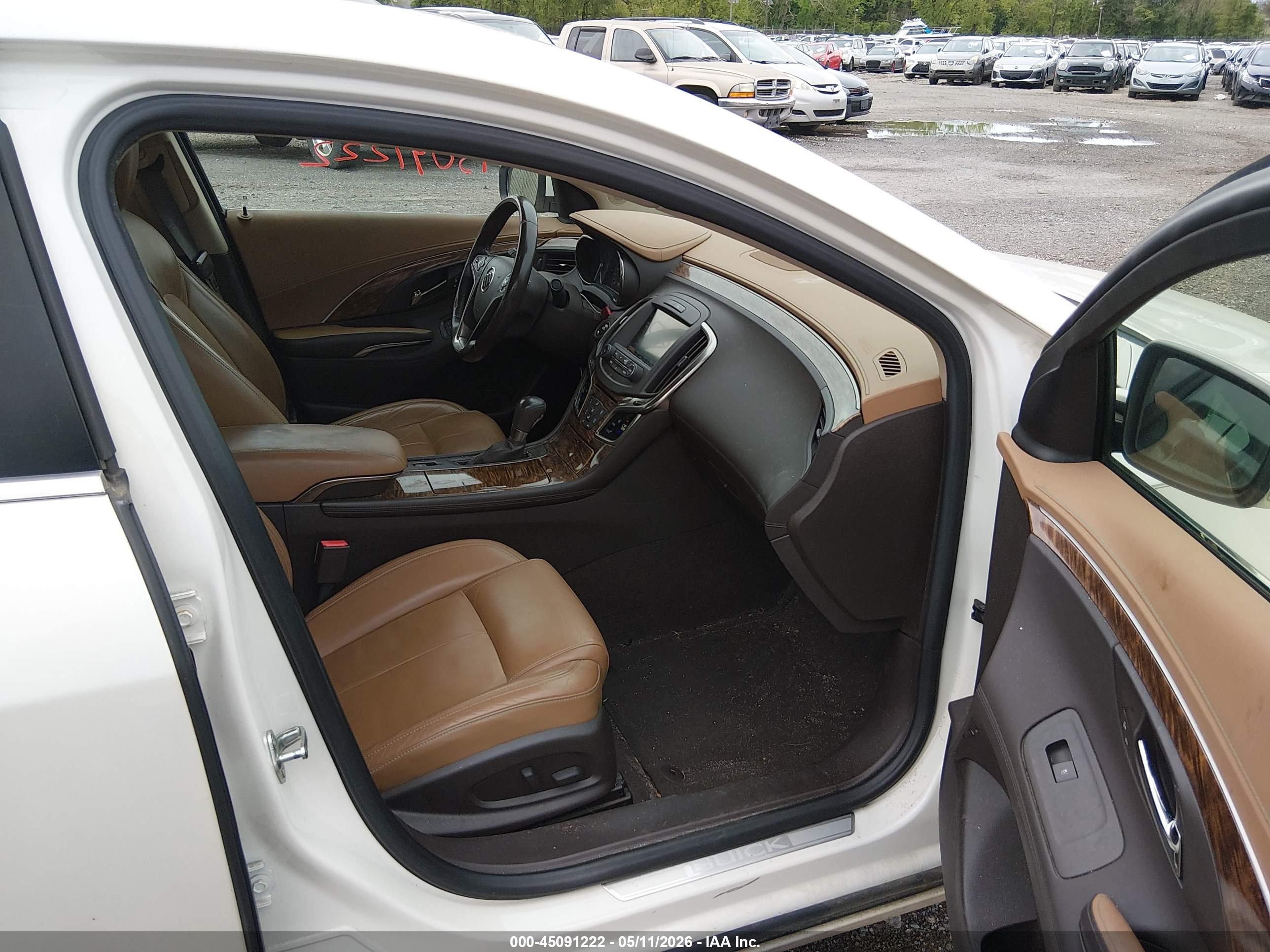 BUICK LACROSSE image 5