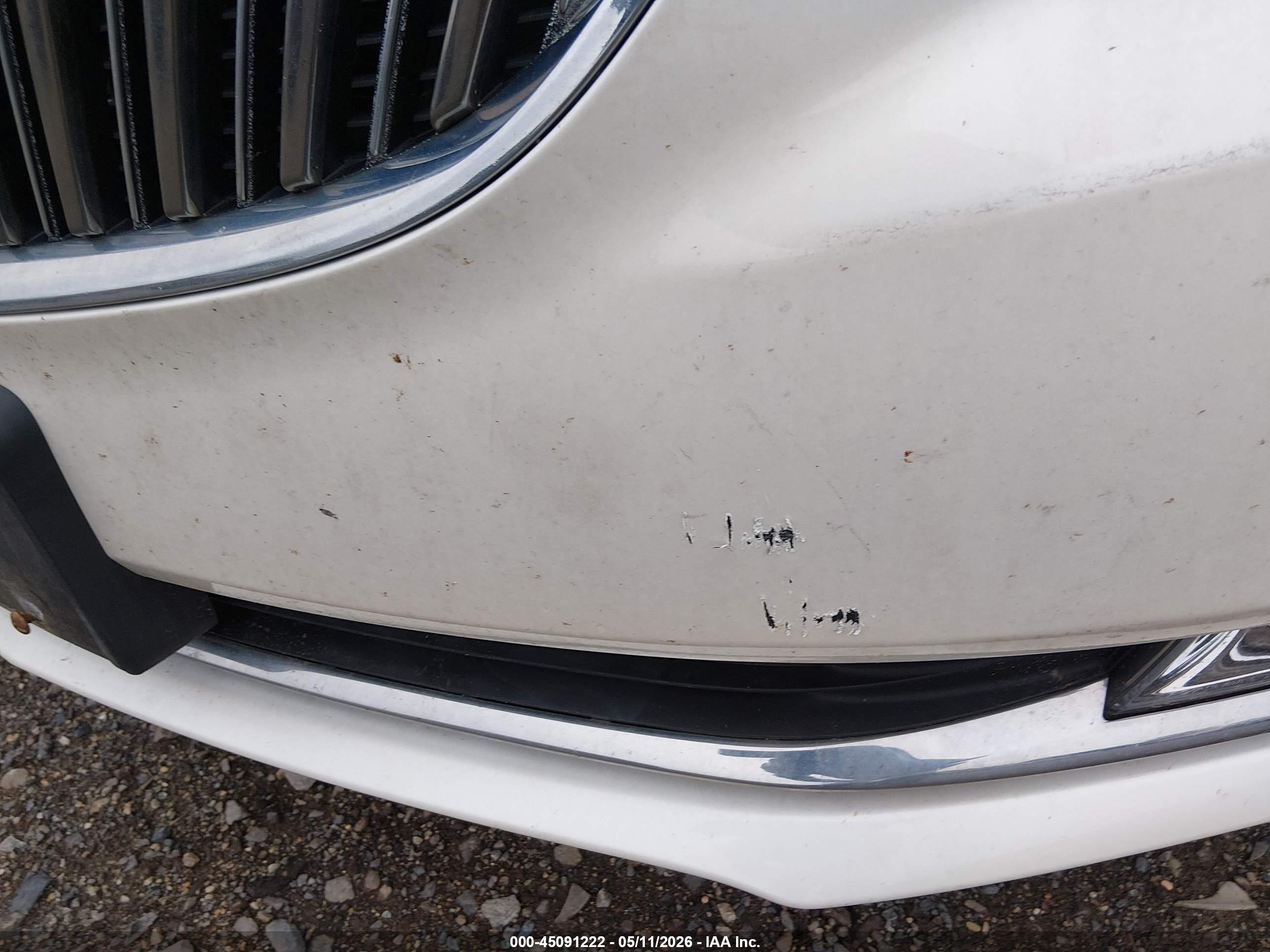 BUICK LACROSSE image 6