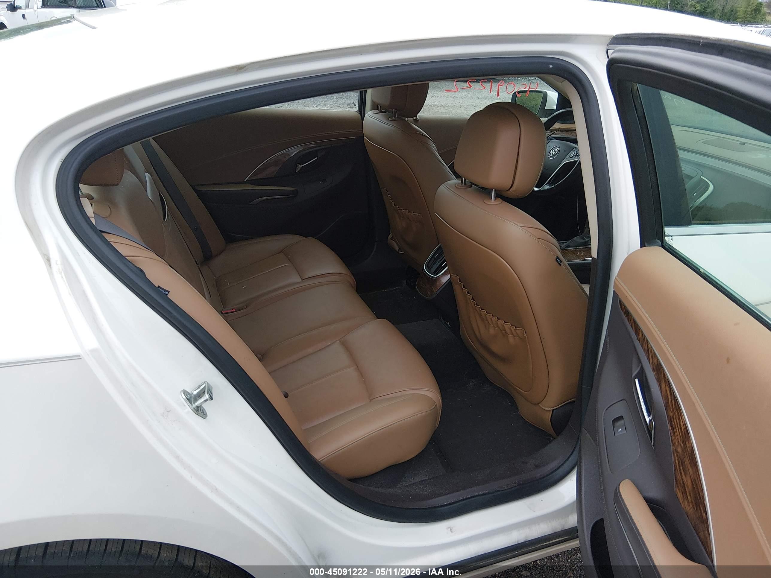 BUICK LACROSSE image 8