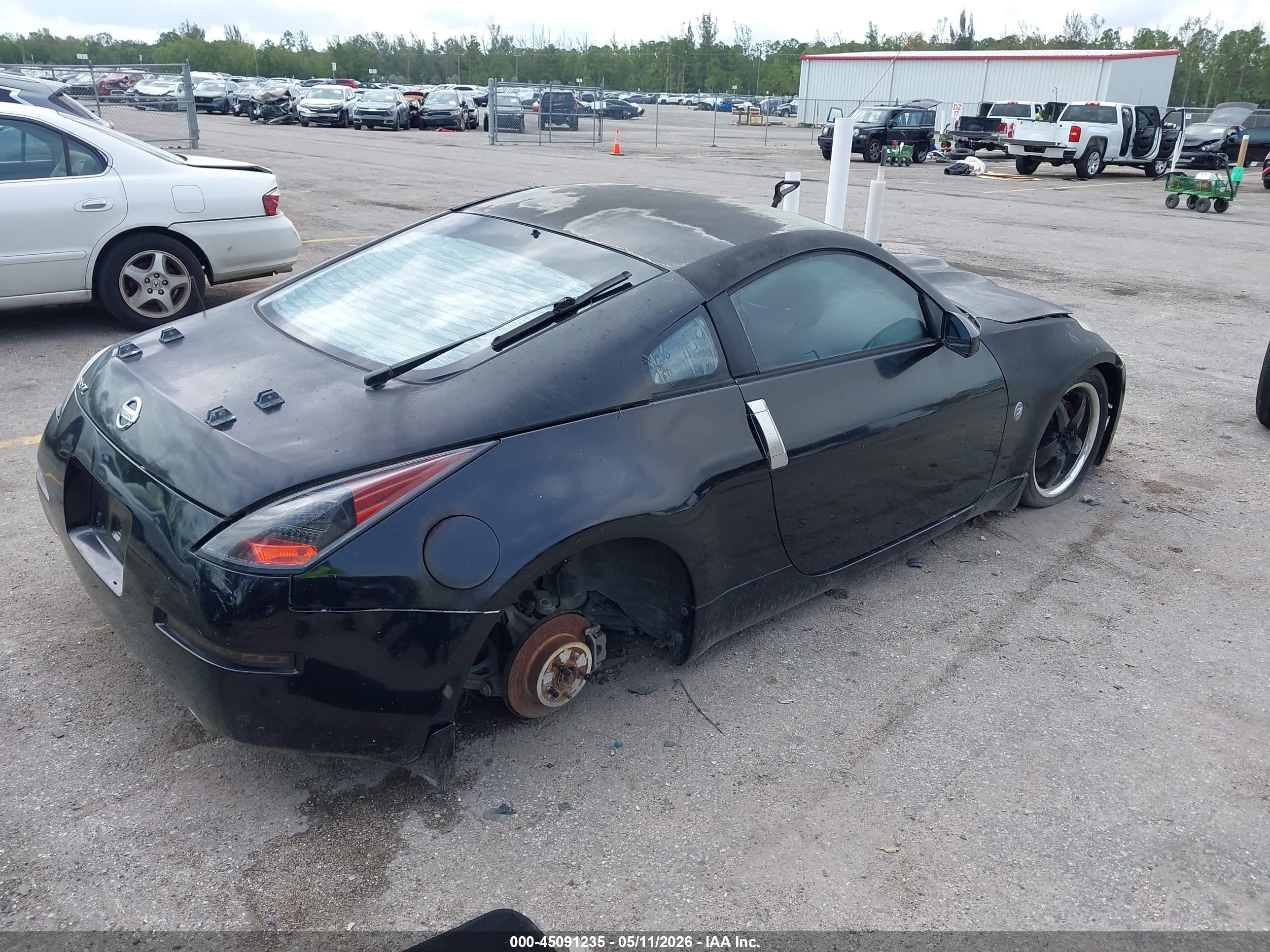 NISSAN 350Z image 4