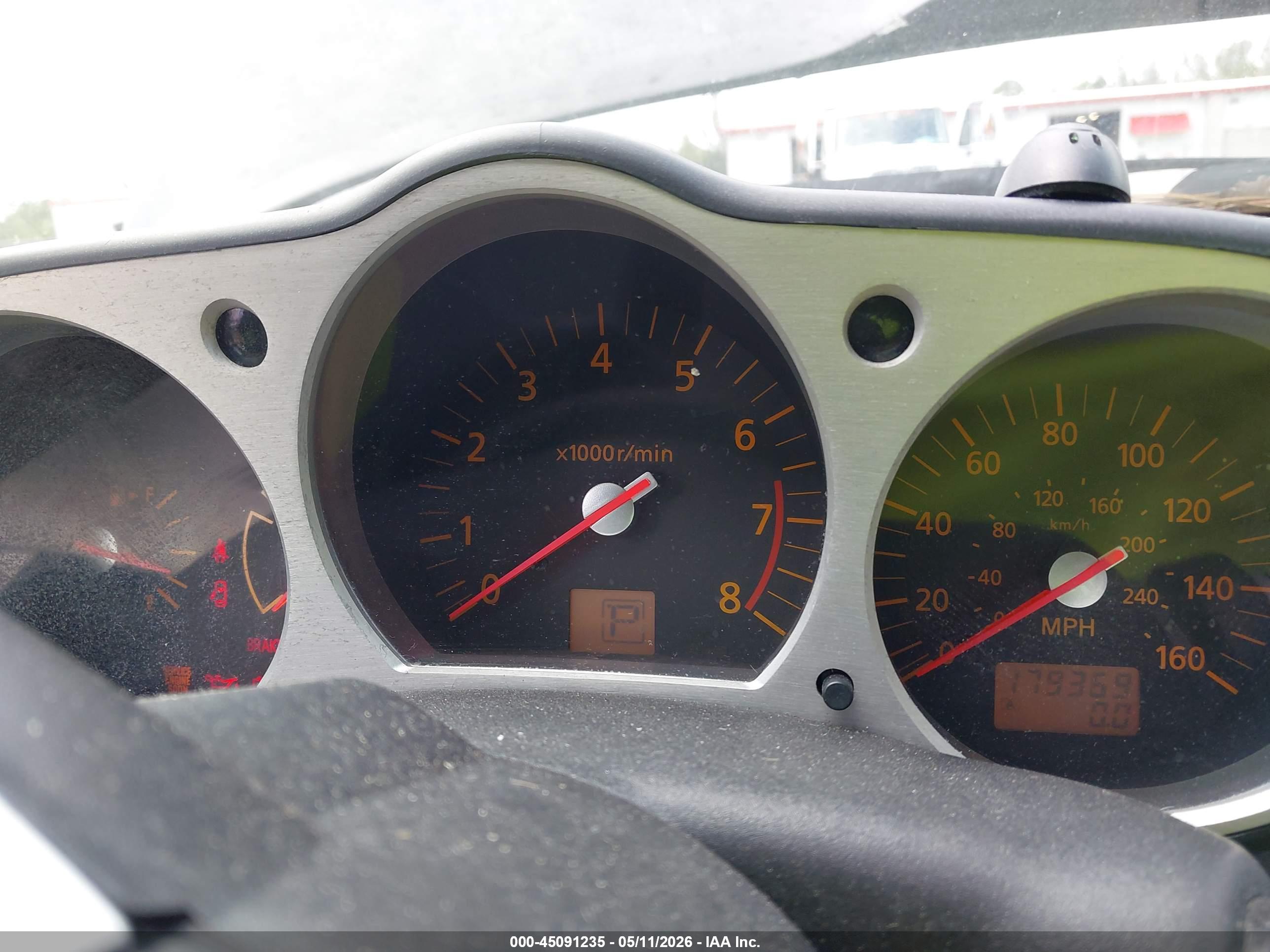 NISSAN 350Z image 7