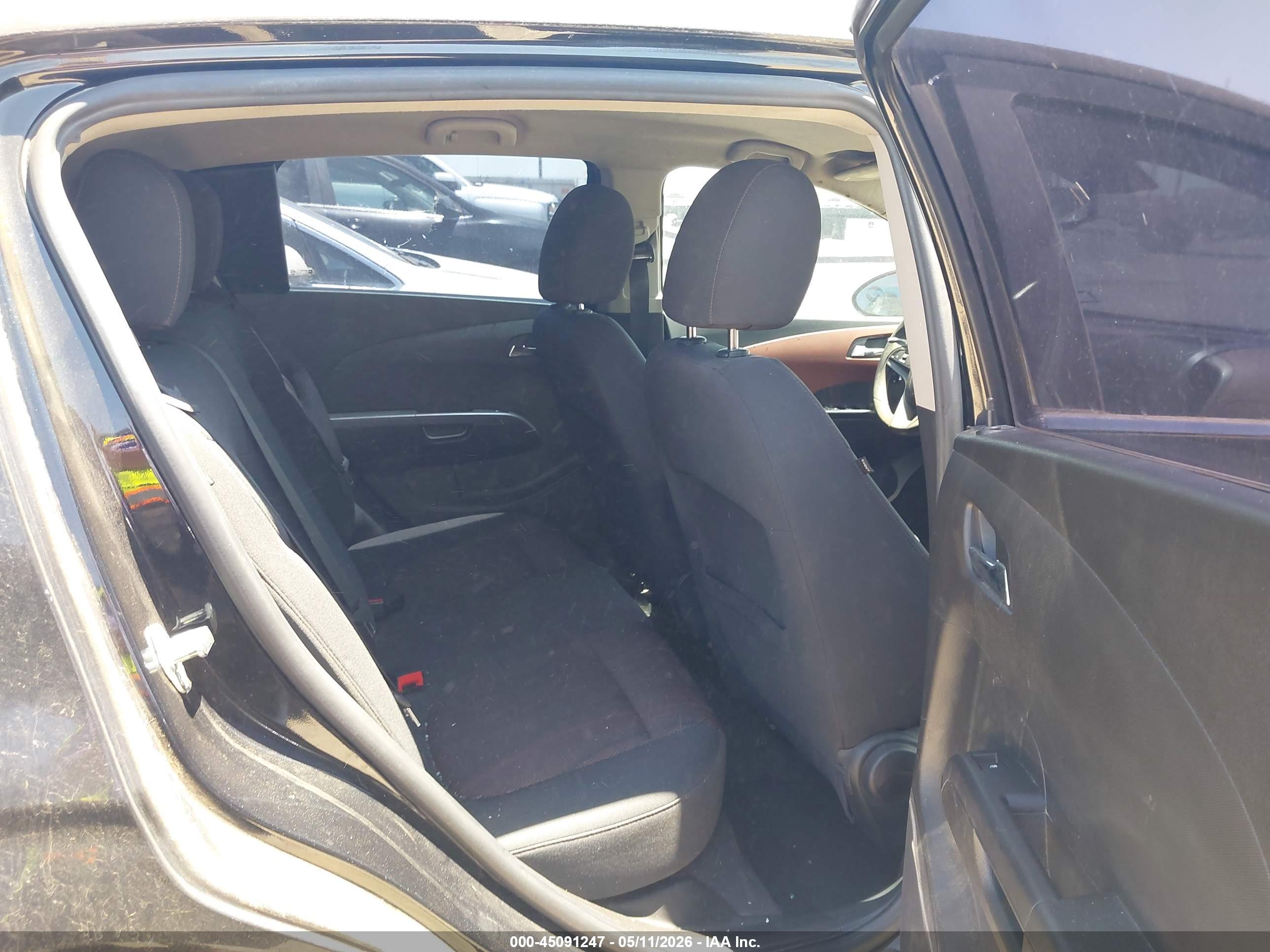 CHEVROLET SONIC image 8